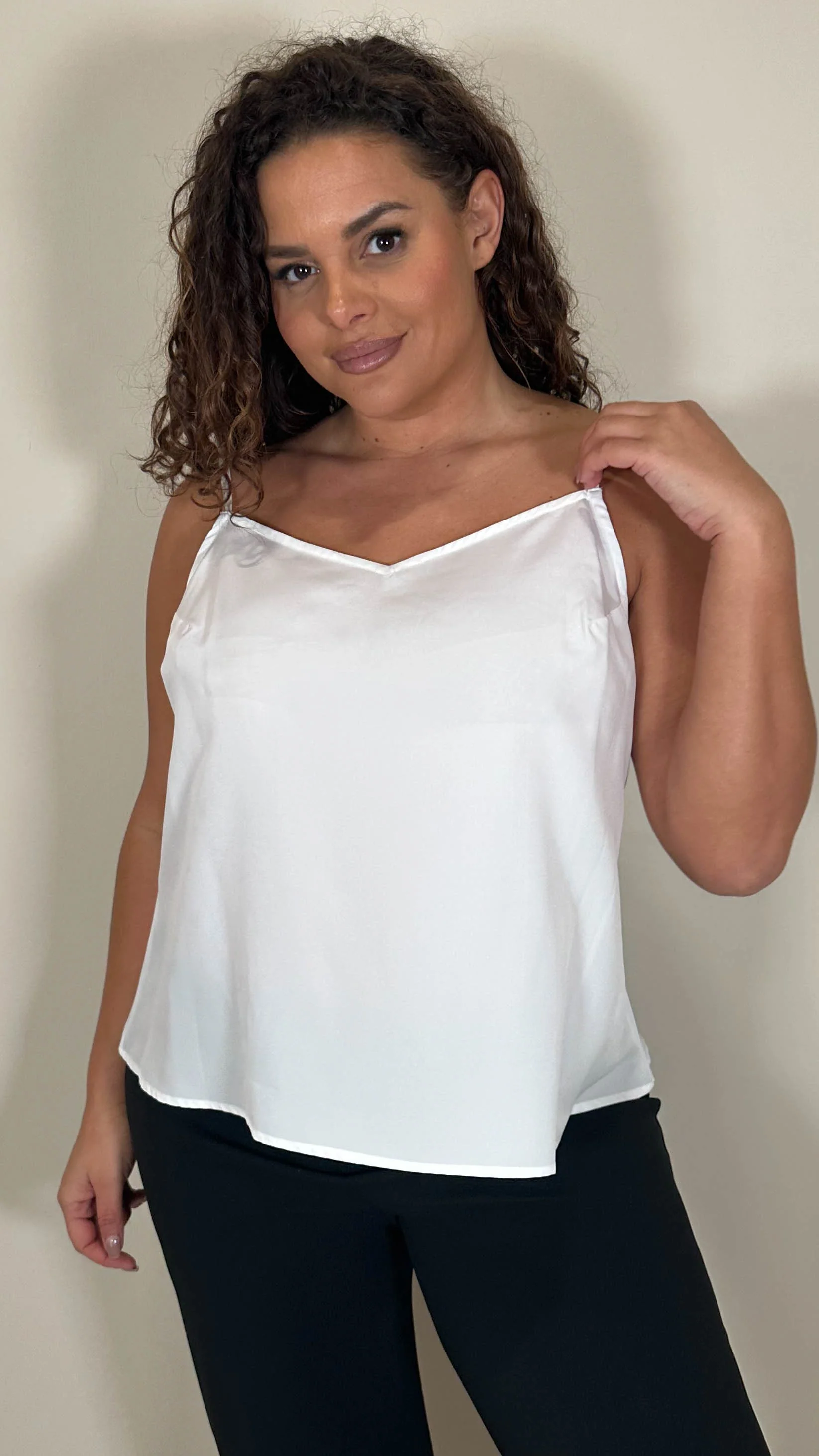 CurveWow Basic Woven Swing Vest White - Image 5