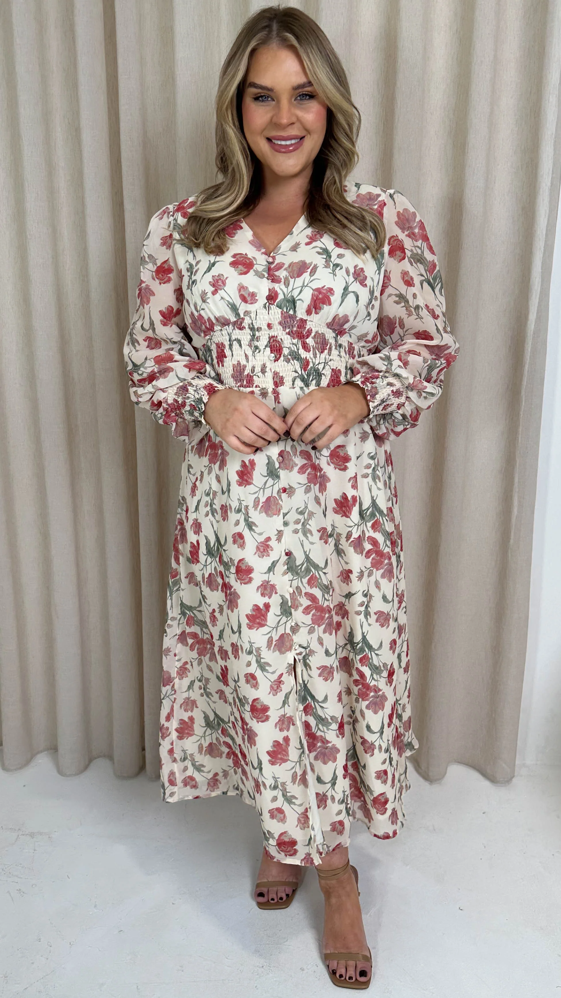 CurveWow Button Front Maxi Dress Ivory Floral - Image 4