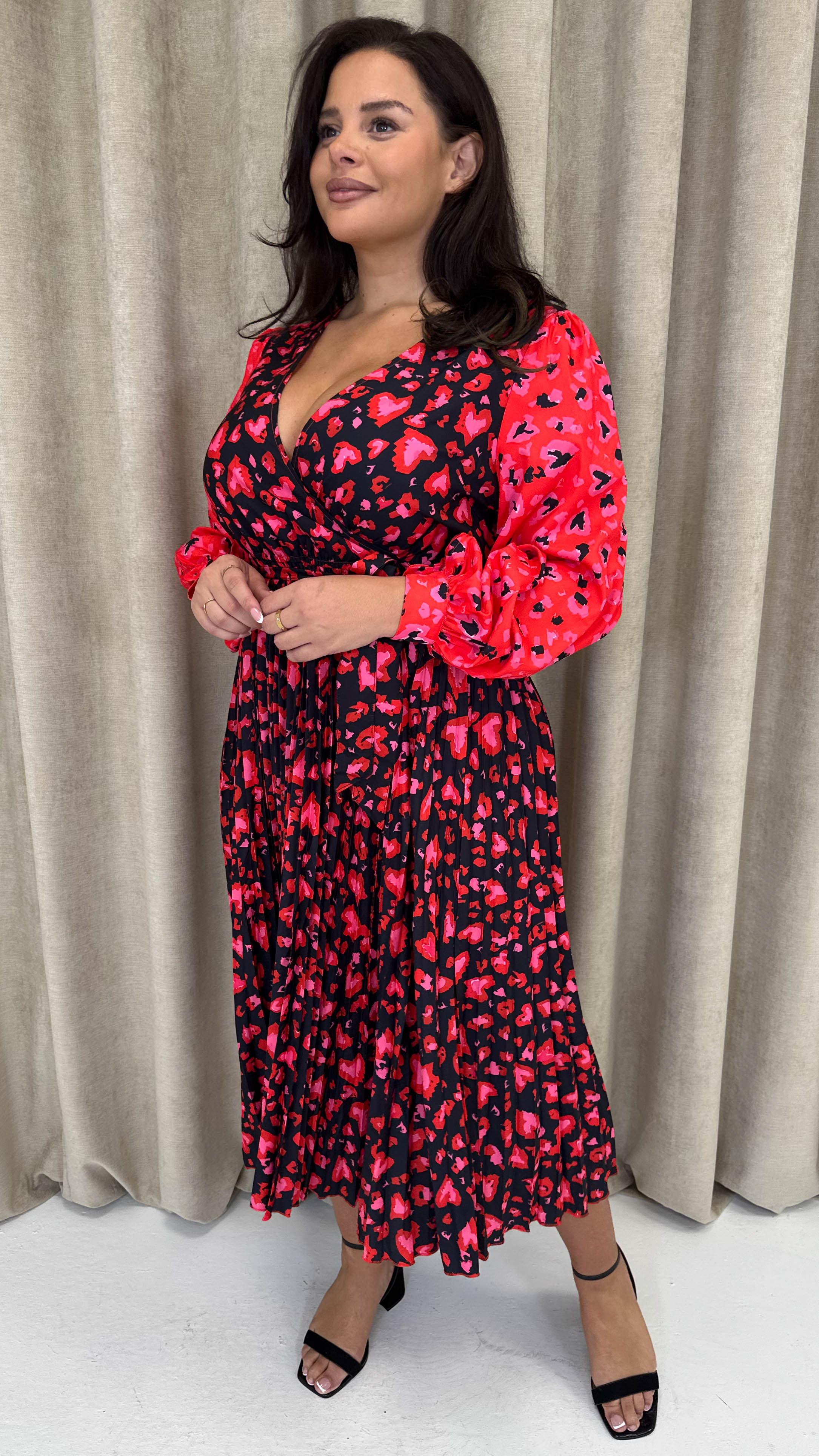 CurveWow Printed Pleated Midi Dress Red Animal Mix - Image 4