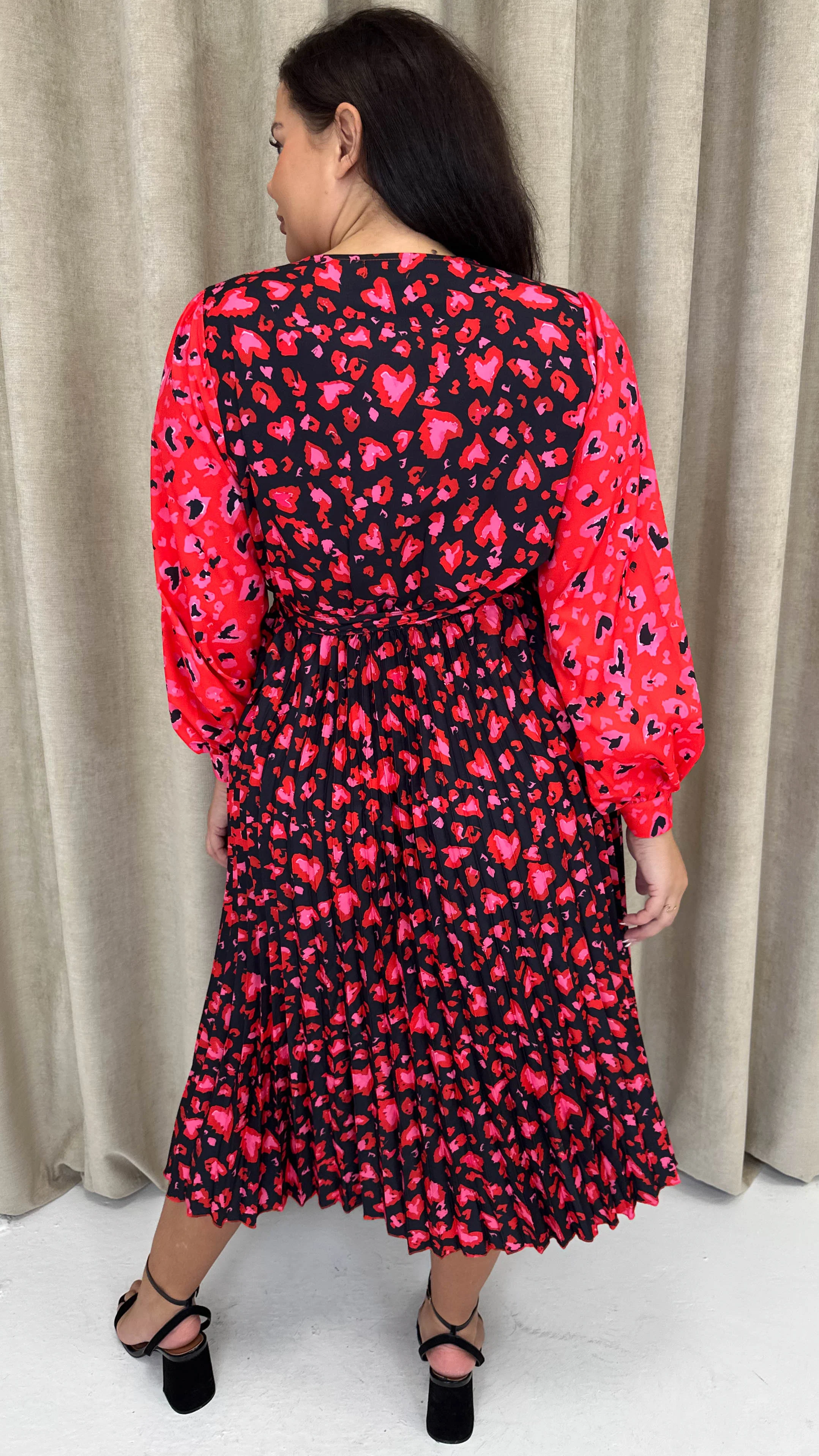 CurveWow Printed Pleated Midi Dress Red Animal Mix - Image 7
