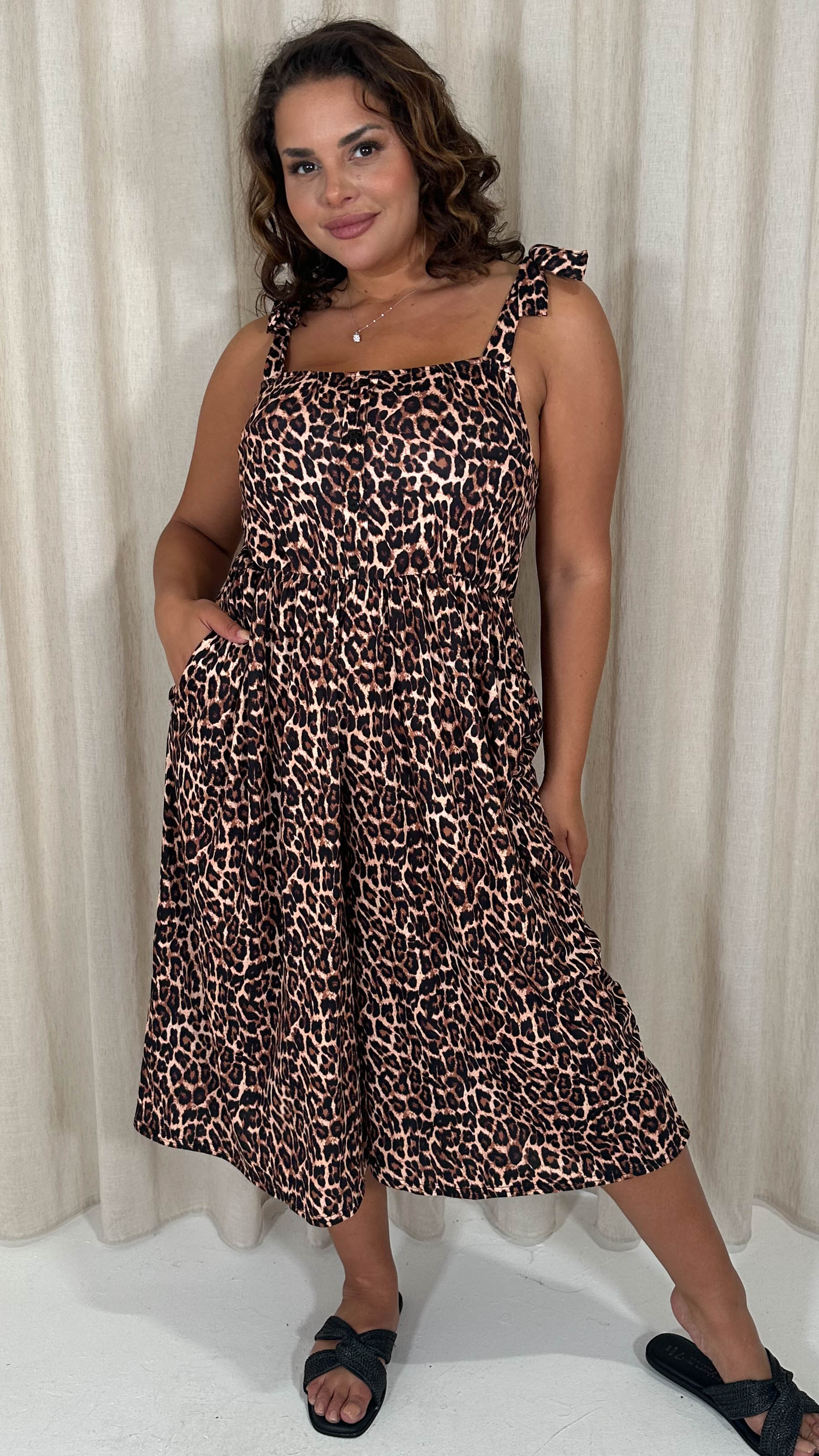 CurveWow Printed Tie Strappy Culotte Jumpsuit Leopard - Image 6