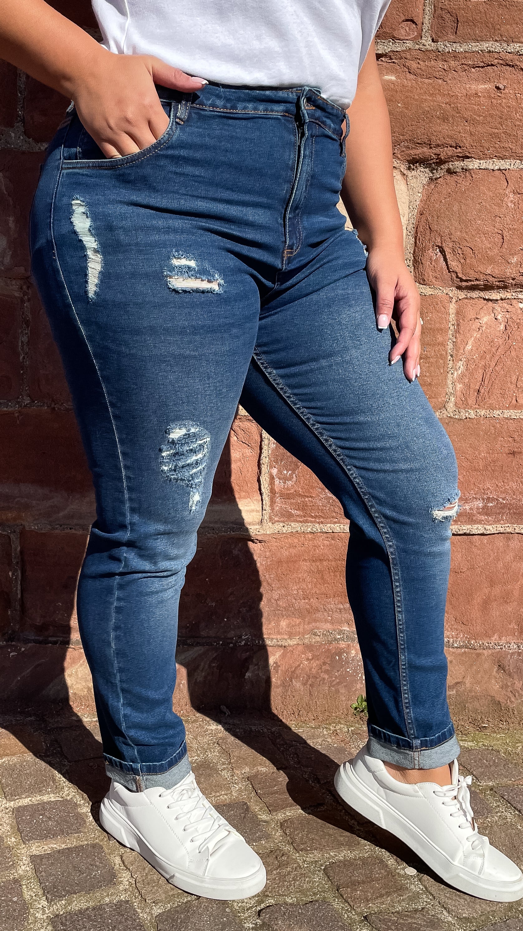 CurveWow Mom Jeans Mid Wash -Regular - Image 8