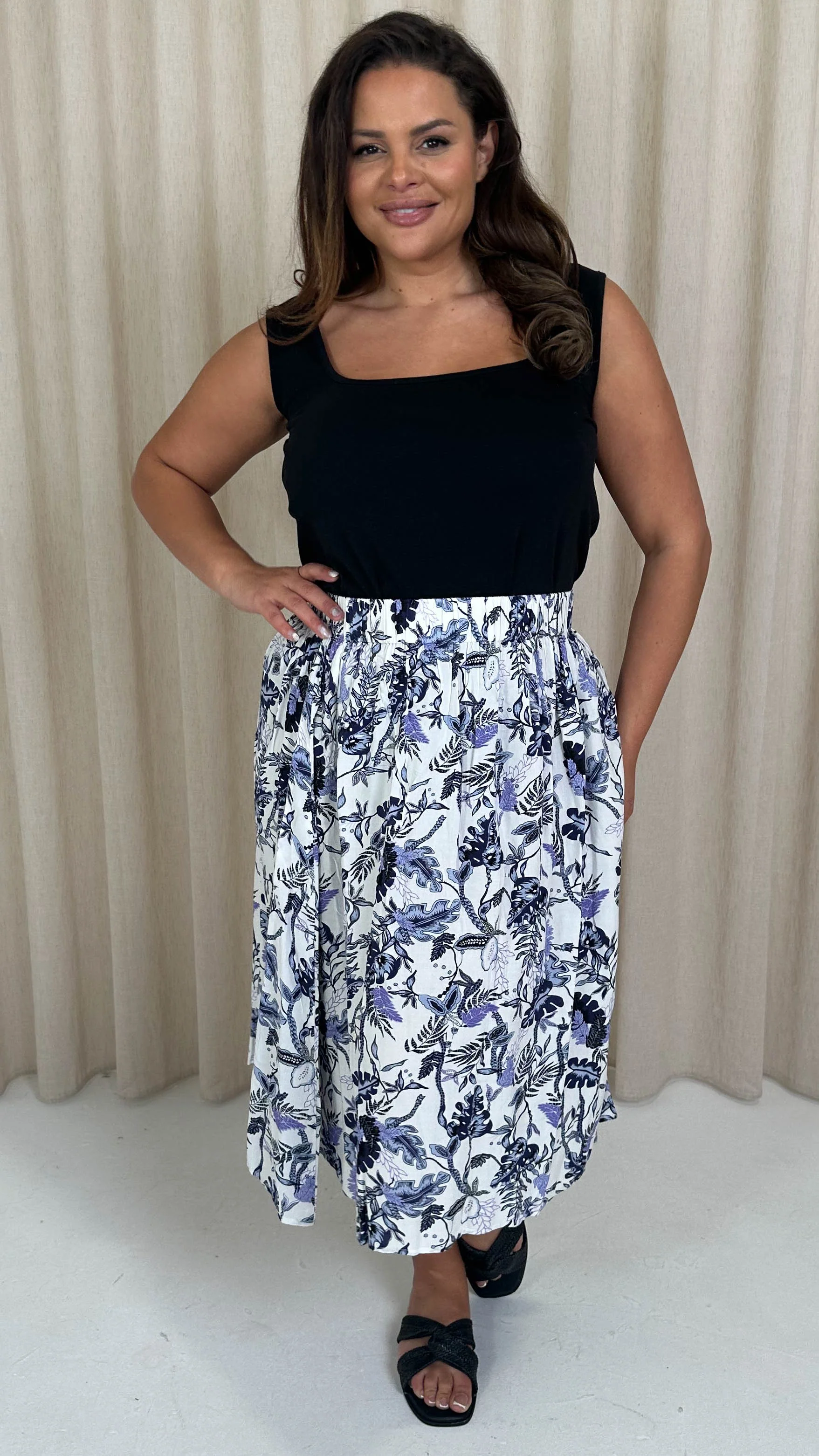 CurveWow Aline Midi Skirt Blue Leaf - Image 4