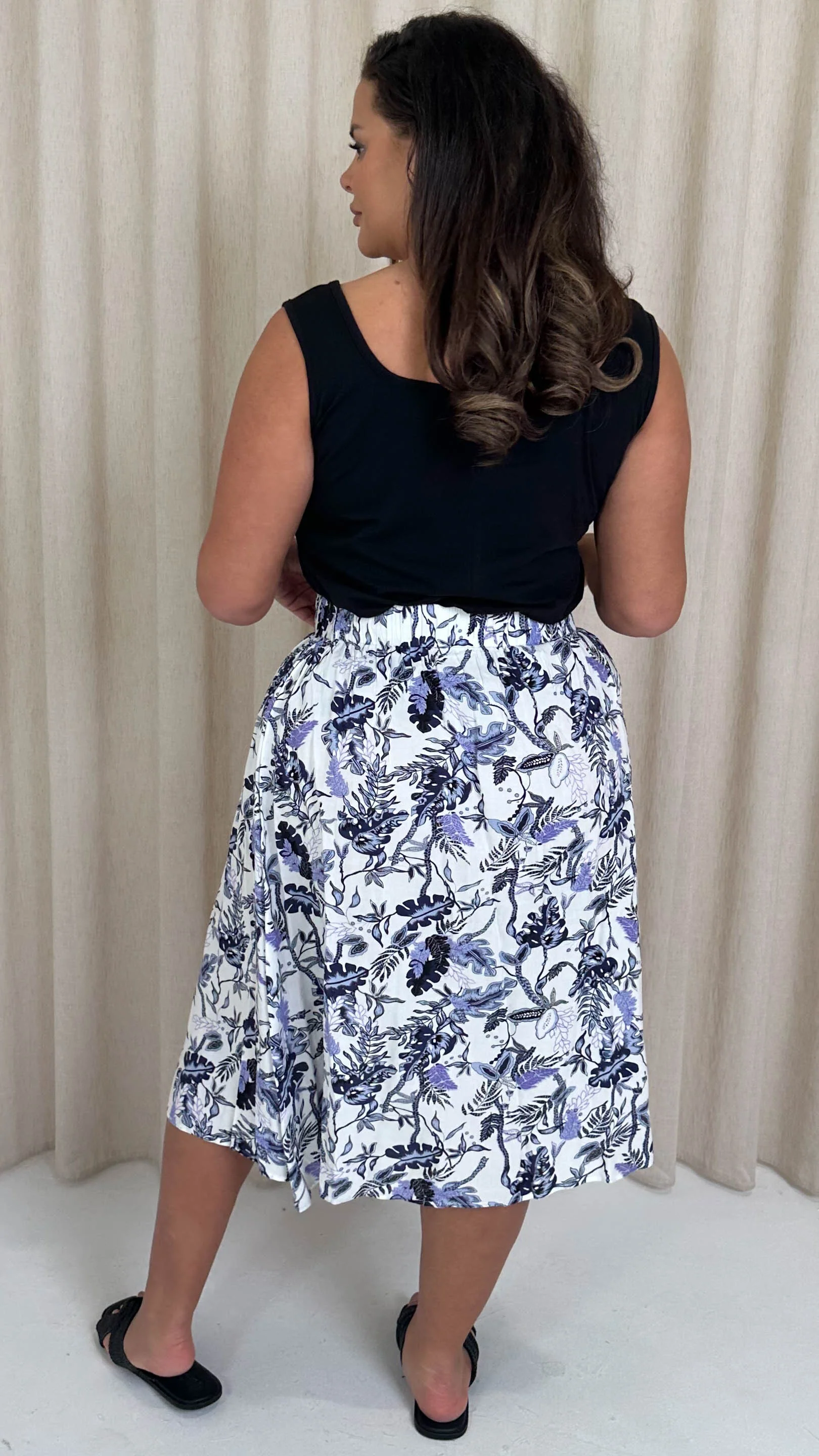 CurveWow Aline Midi Skirt Blue Leaf - Image 6