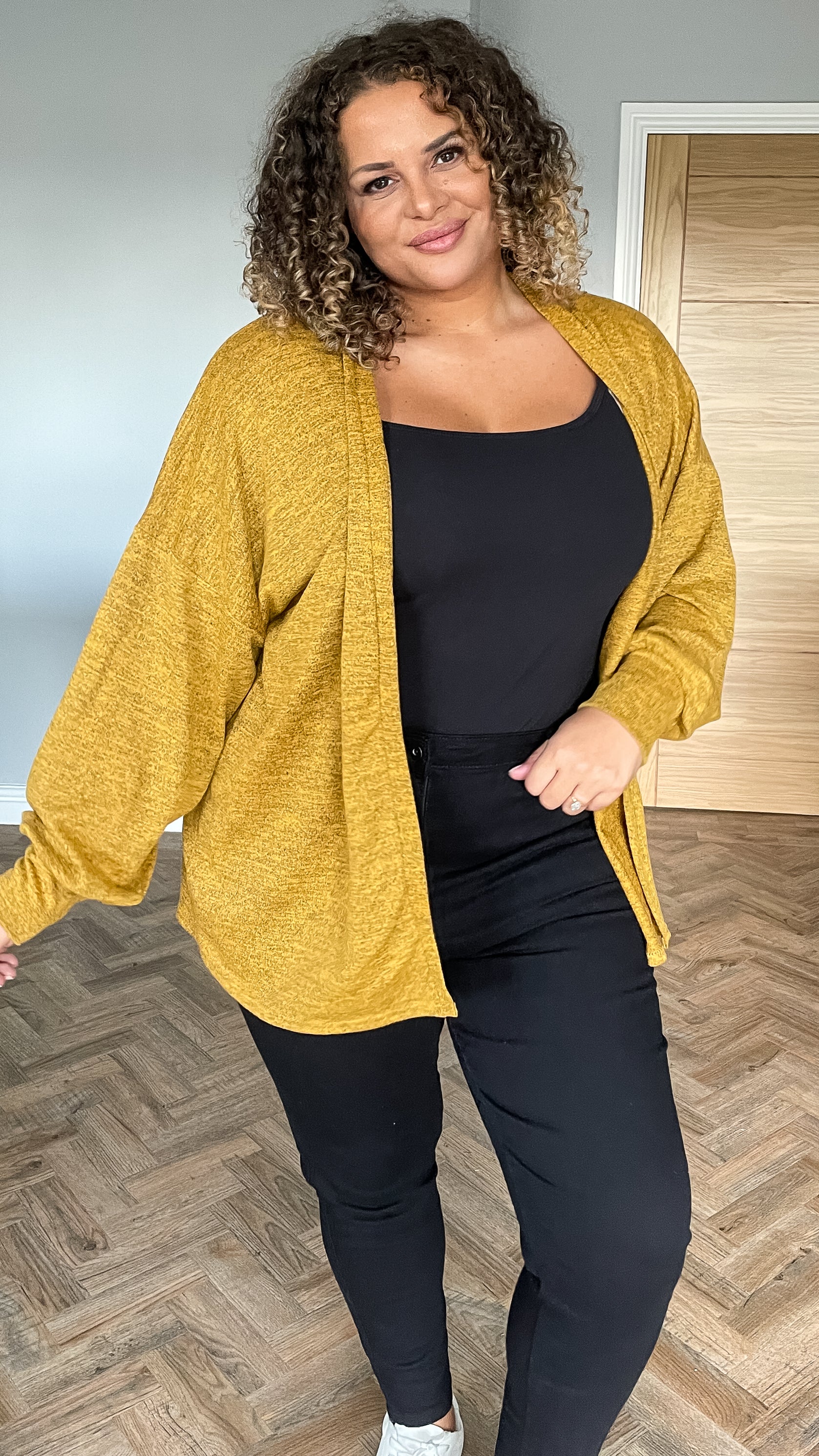 CurveWow Balloon Sleeve Cardigan Mustard - Image 4