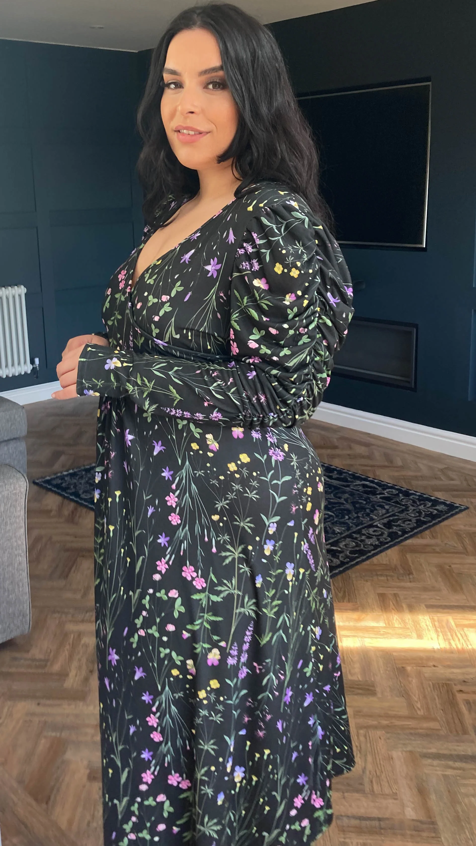 CurveWow Balloon Sleeve Floral Wrap Dress Black - Image 4