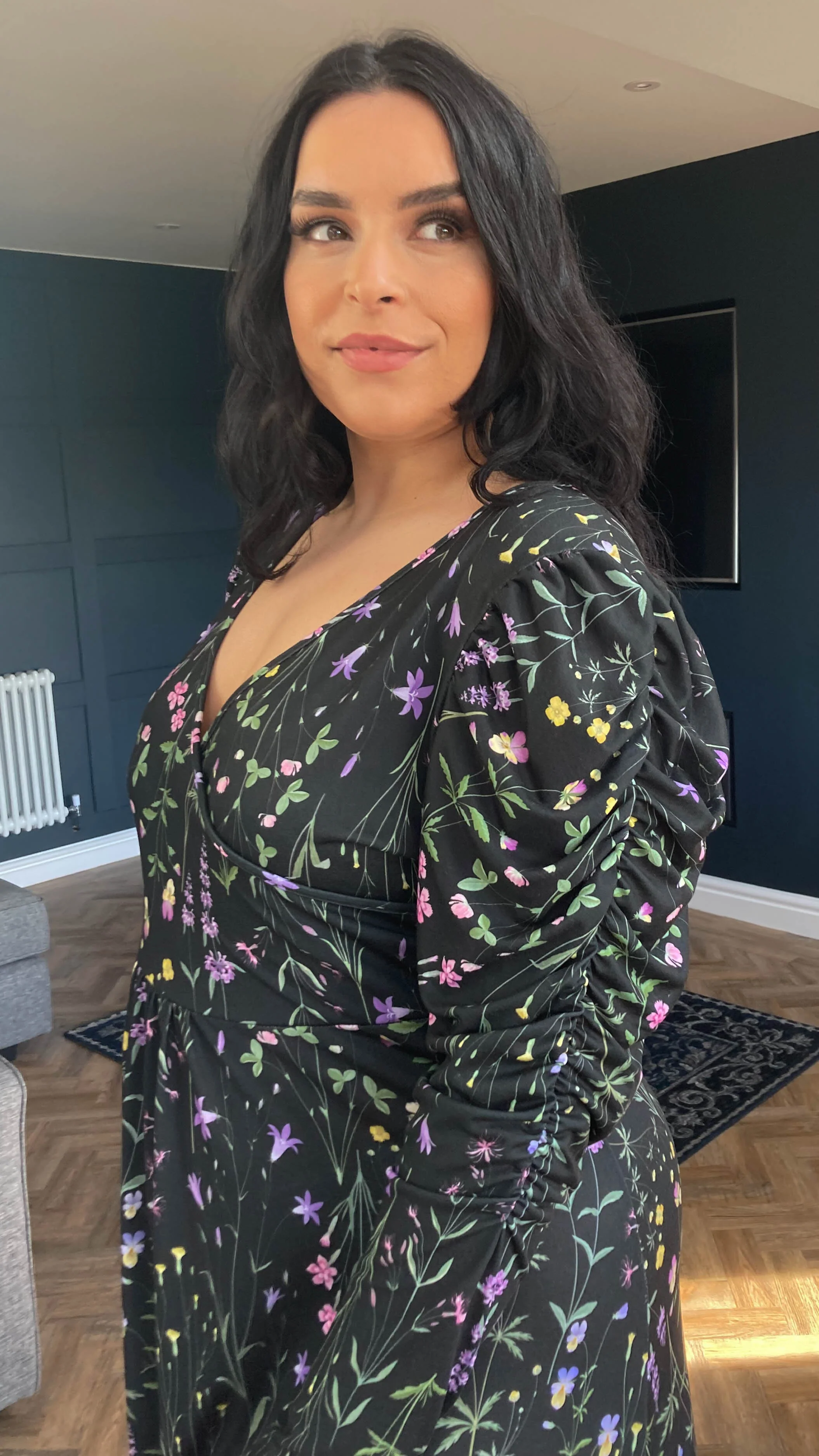 CurveWow Balloon Sleeve Floral Wrap Dress Black - Image 7