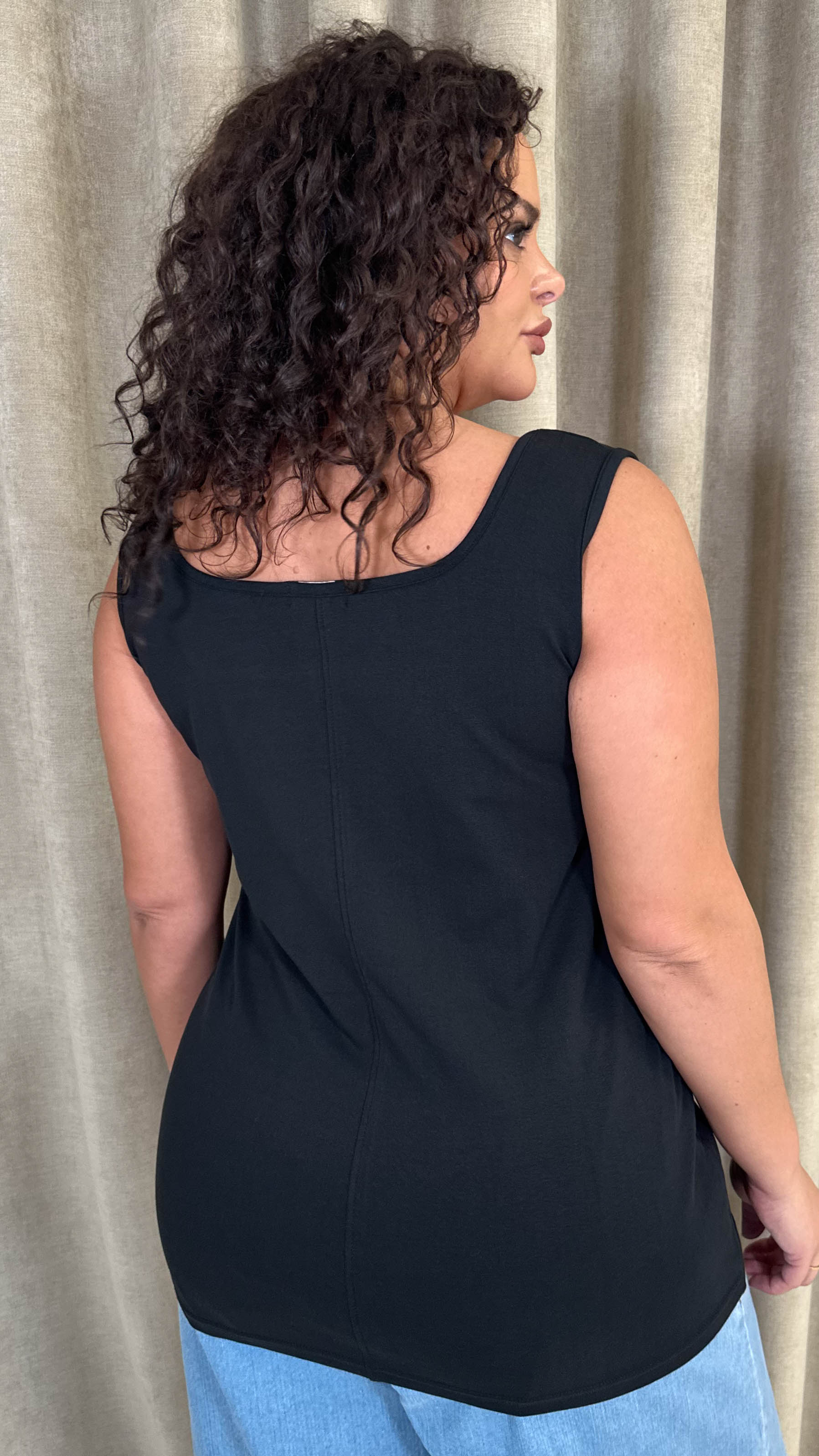 CurveWow Square Neck Basic Vest Black - Image 8