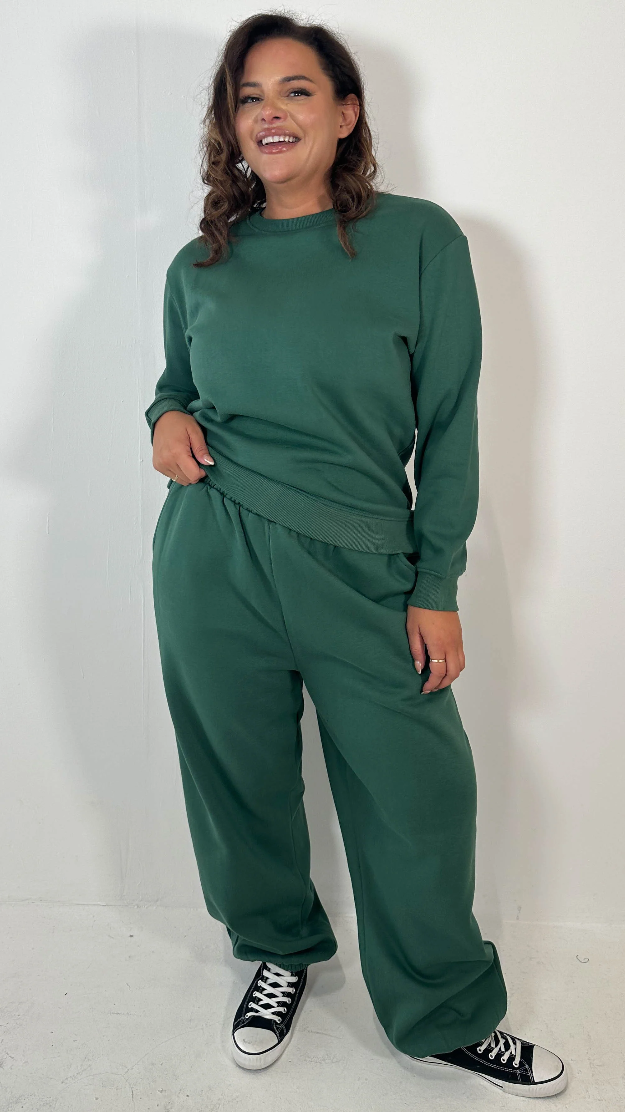 CurveWow Basic Crew Neck Sweat Green - Image 4