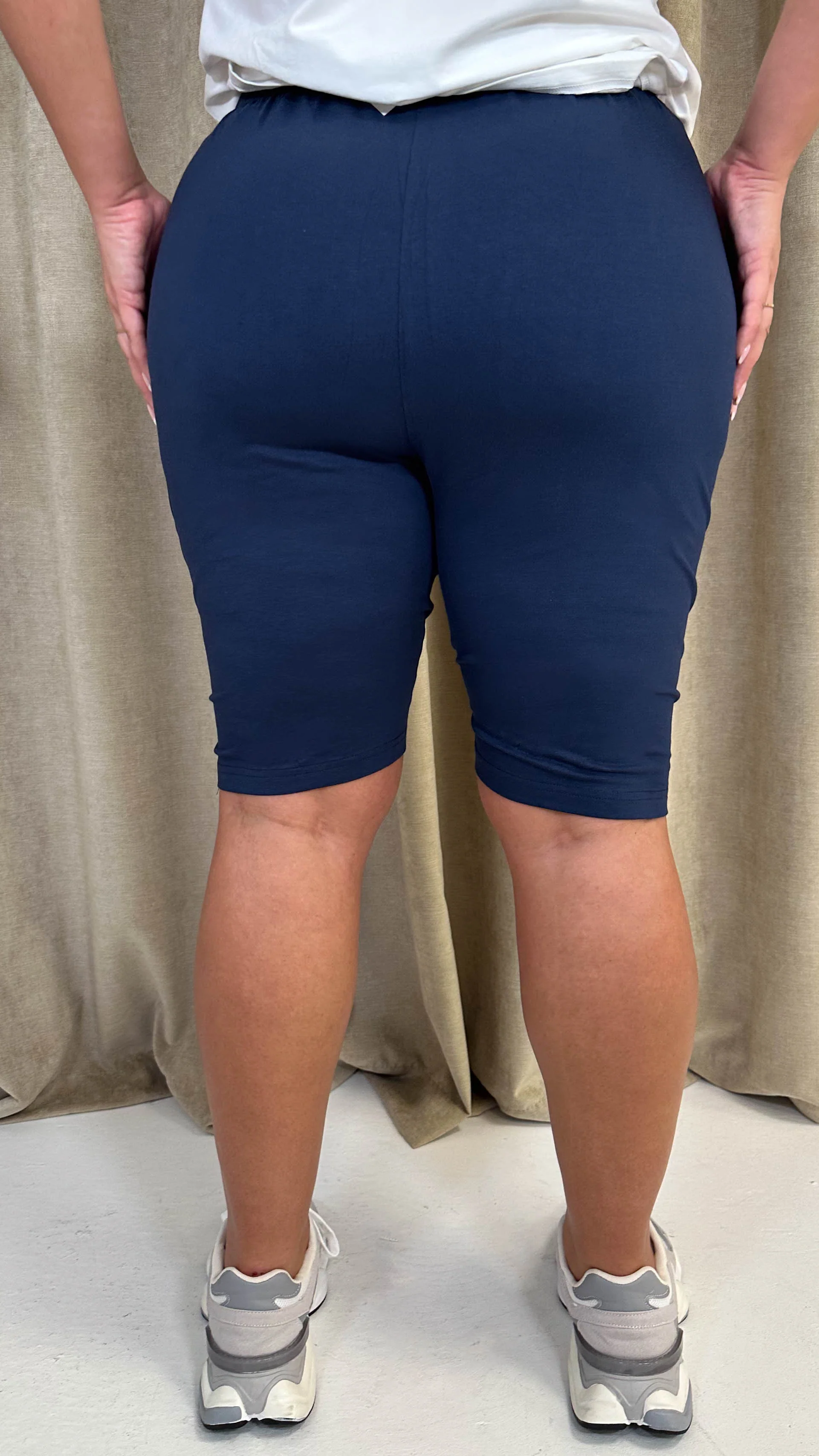 CurveWow Basic Cycling Short Navy - Image 5