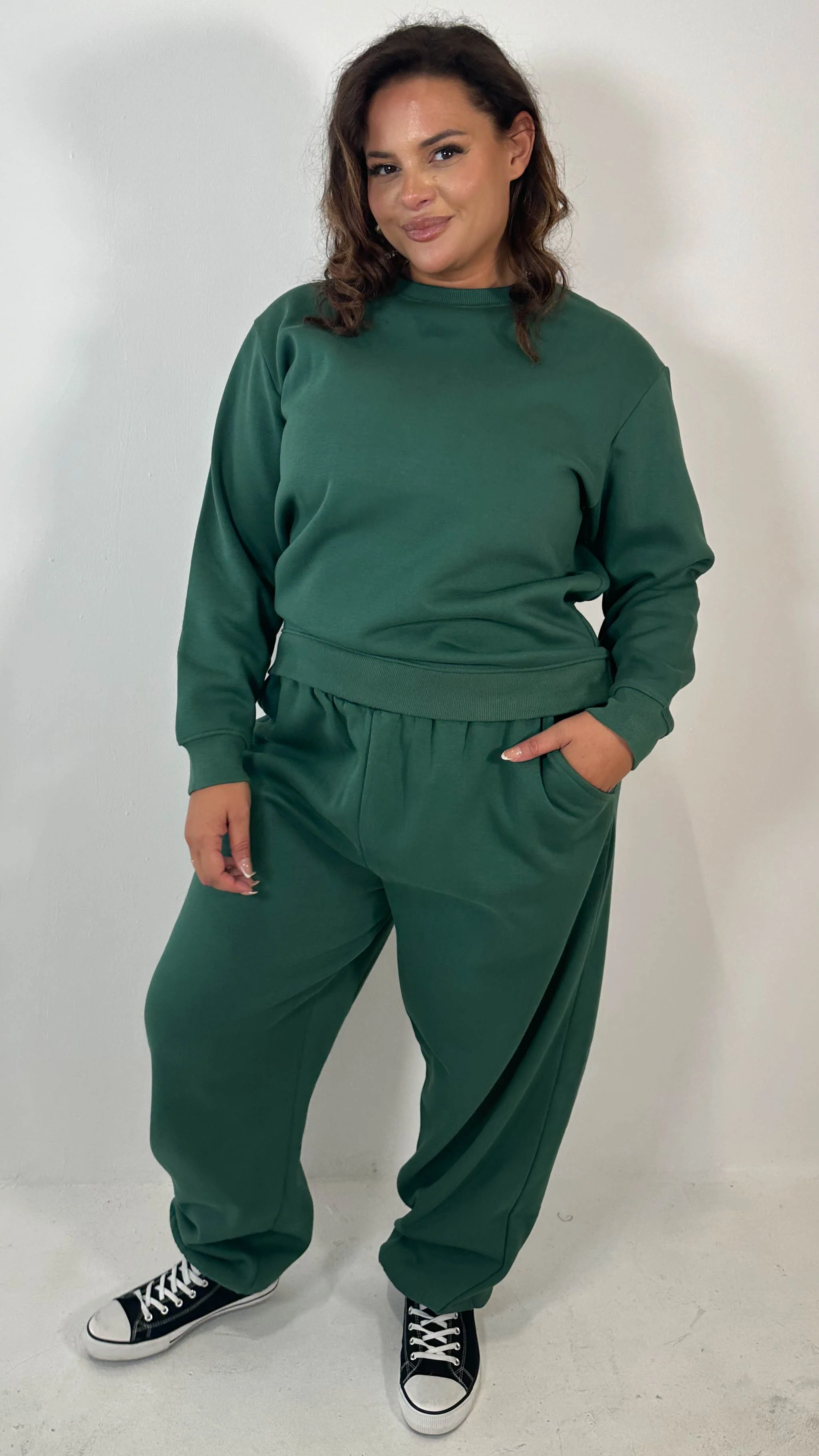 CurveWow Basic Jogger Green - Image 3