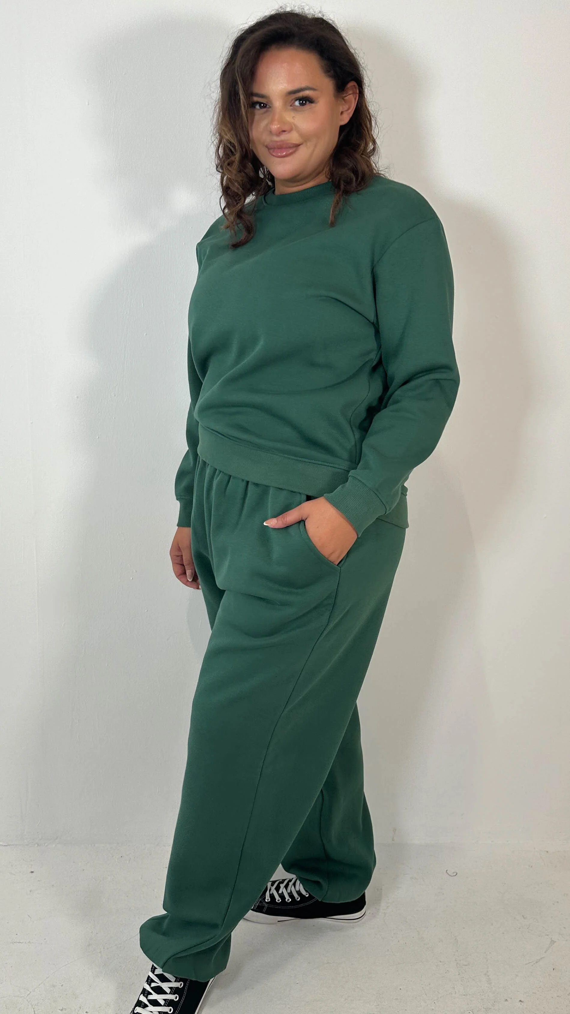 CurveWow Basic Jogger Green - Image 4