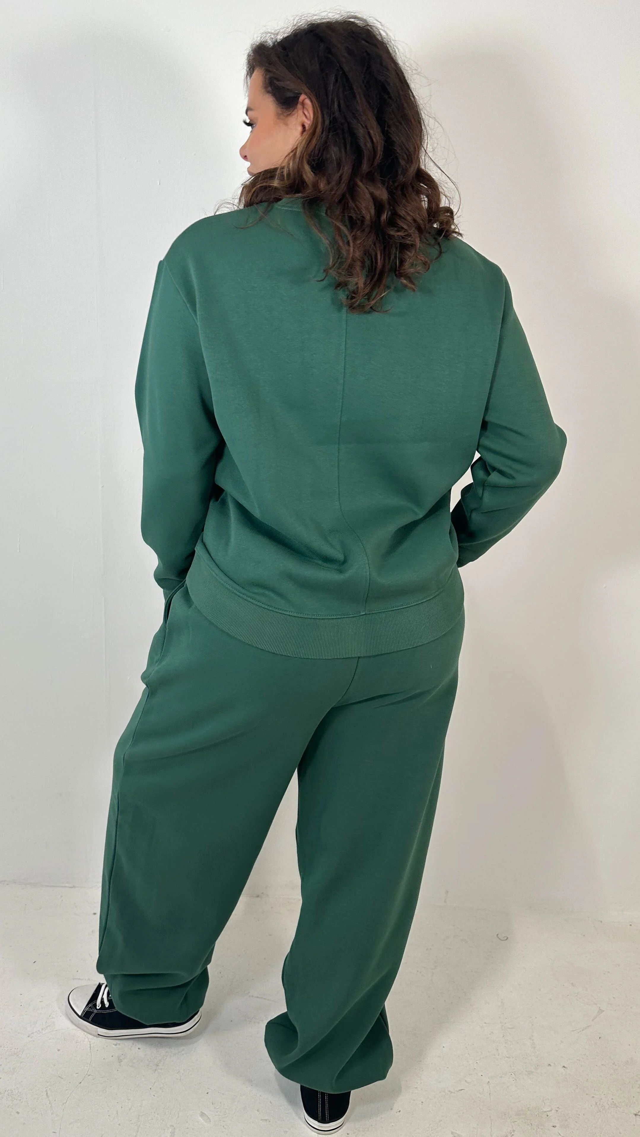 CurveWow Basic Jogger Green - Image 6