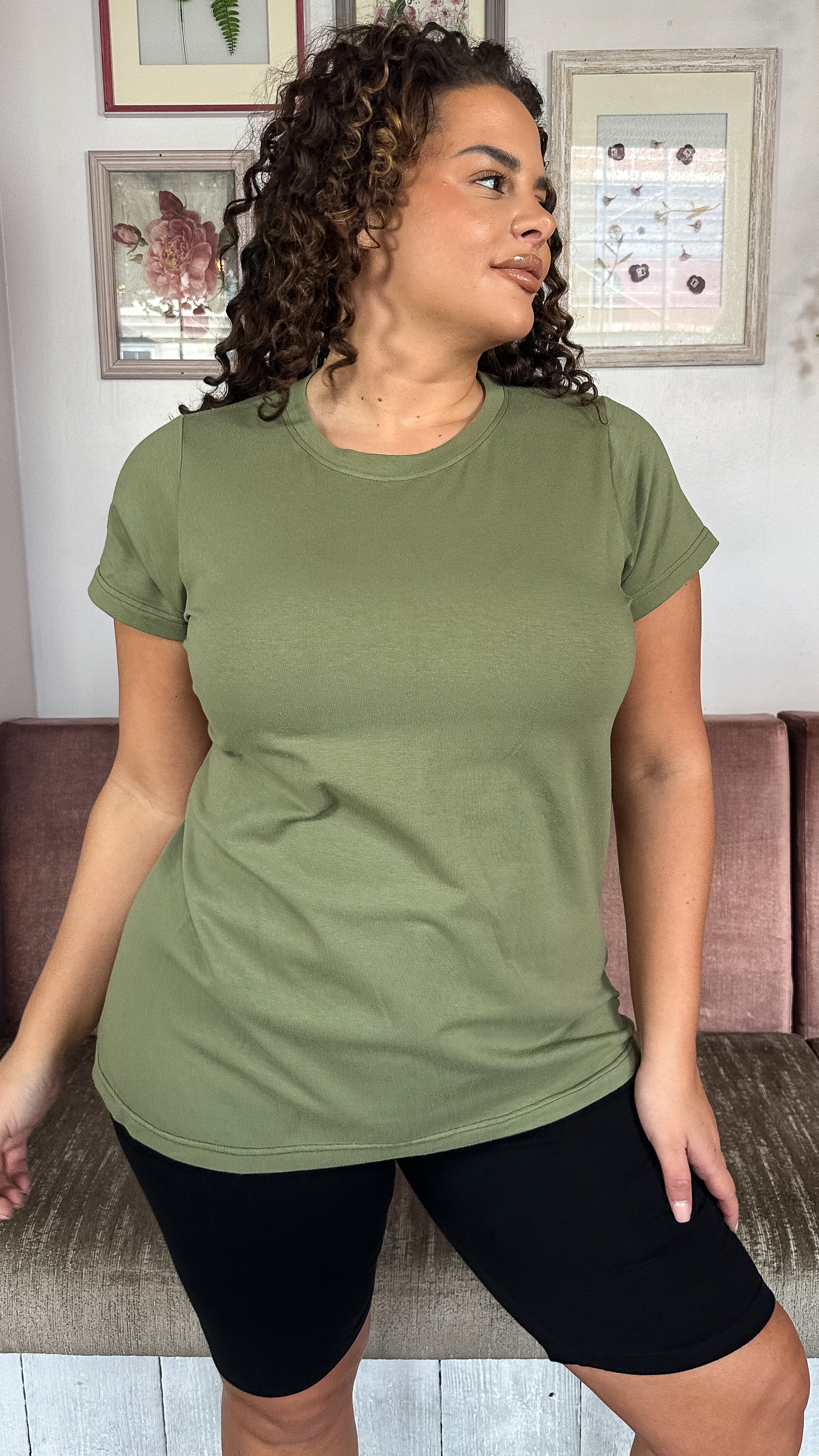 CurveWow Basic T-Shirt Green - Image 3