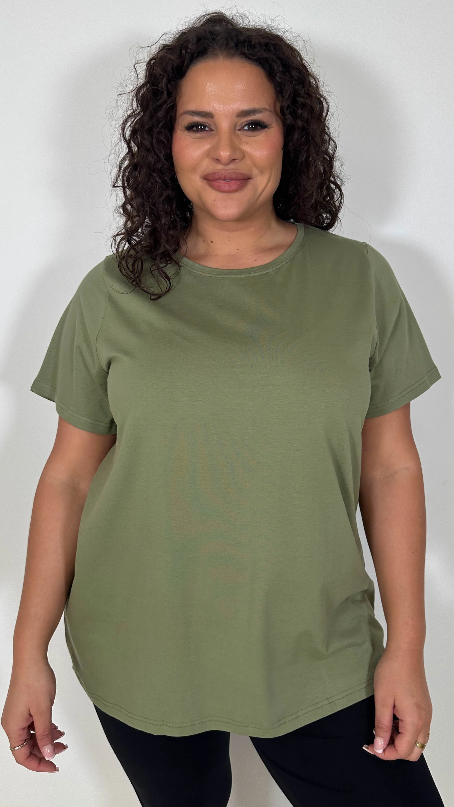 CurveWow Basic T-Shirt Khaki - Image 2
