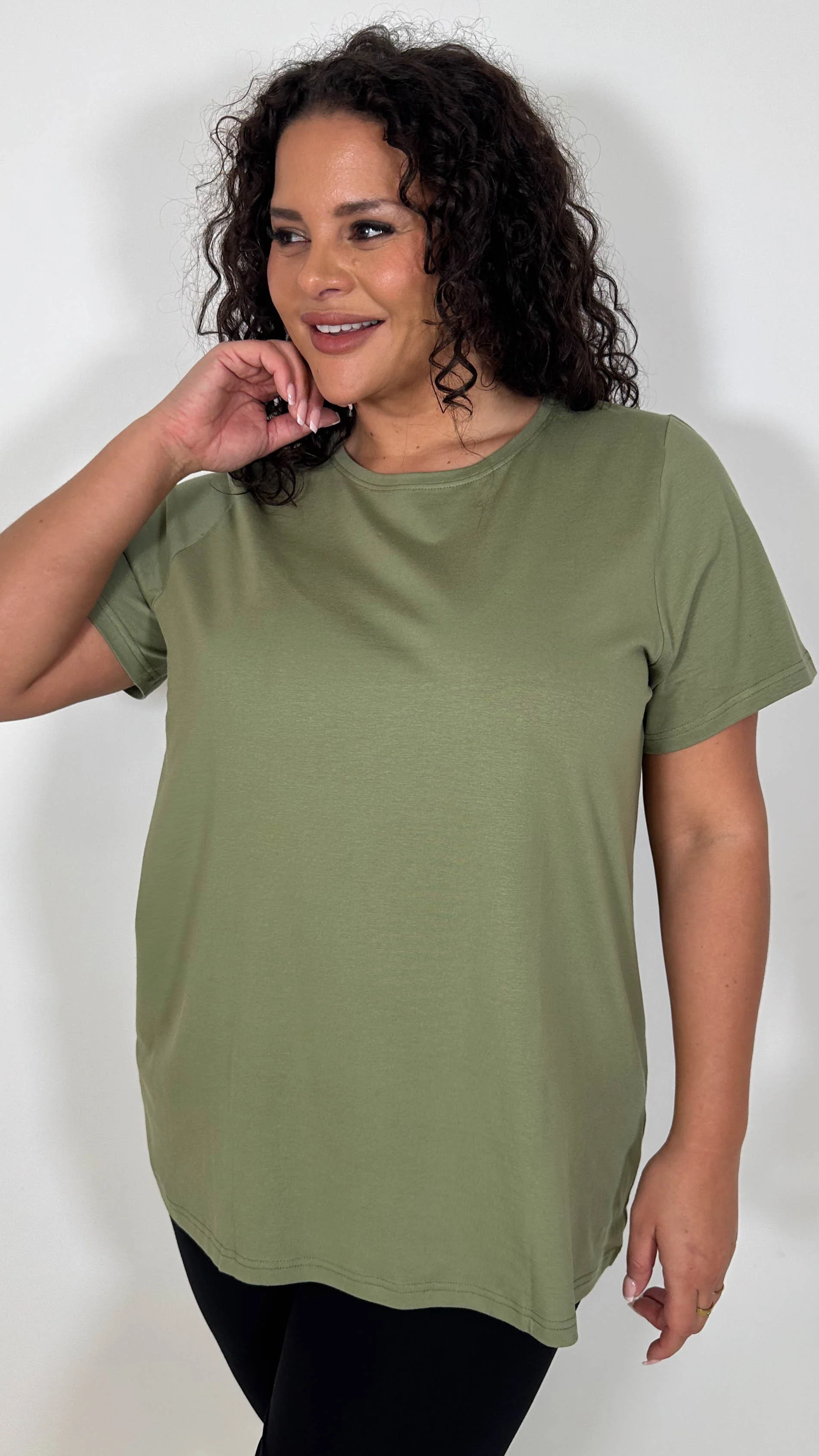 CurveWow Basic T-Shirt Khaki - Image 3