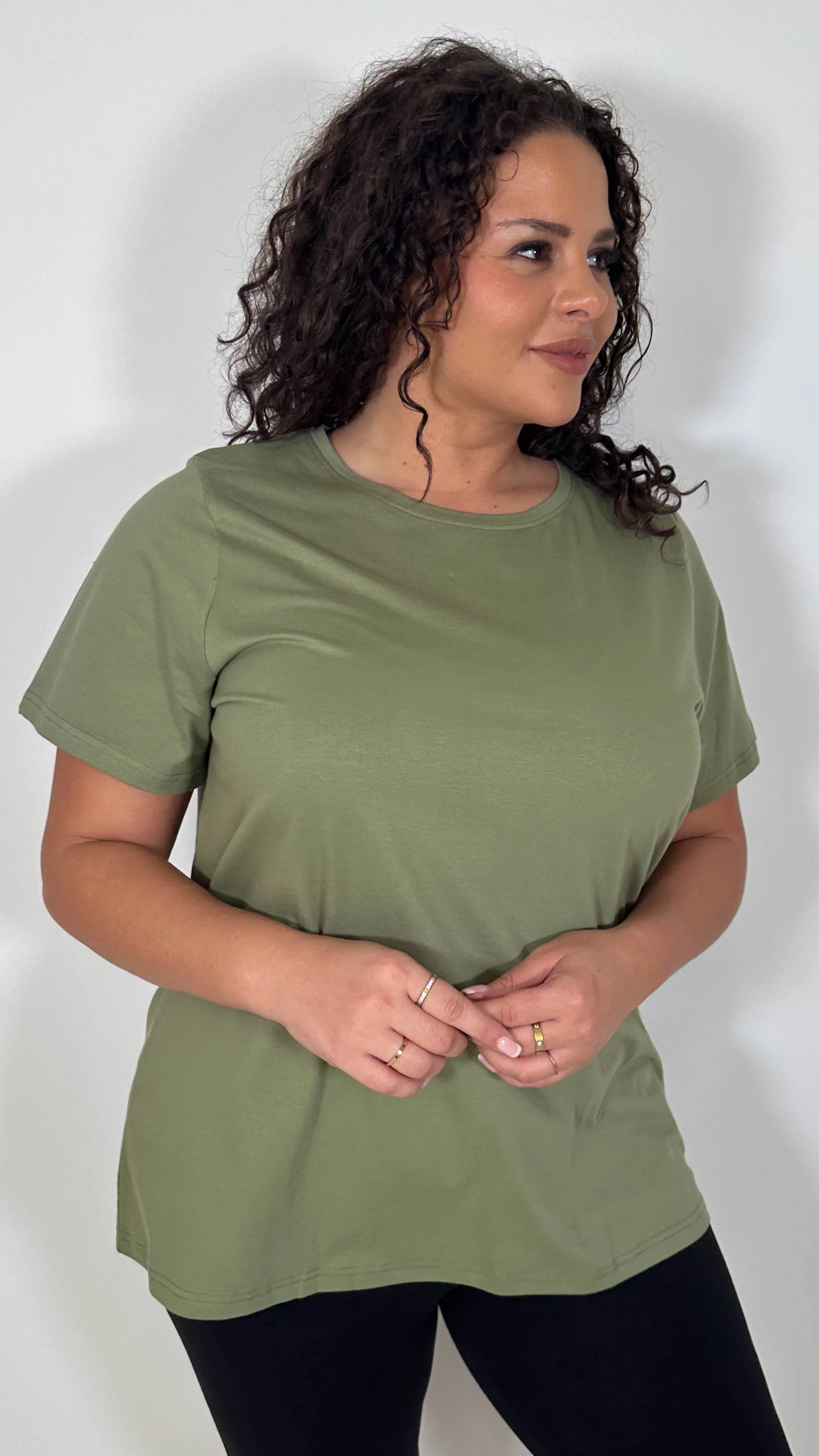 CurveWow Basic T-Shirt Khaki - Image 5