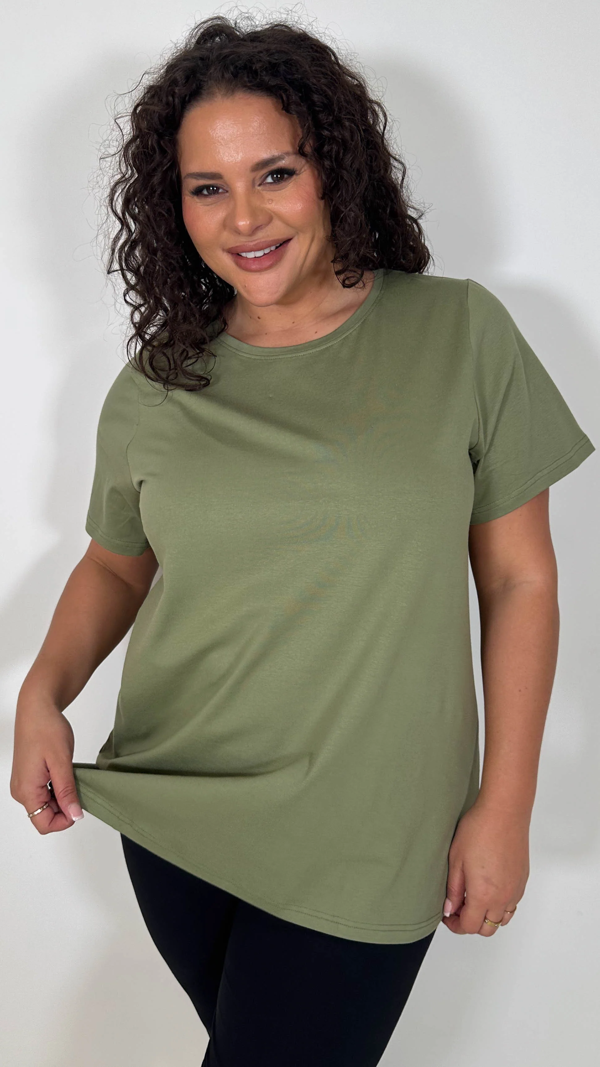 CurveWow Basic T-Shirt Khaki - Image 6