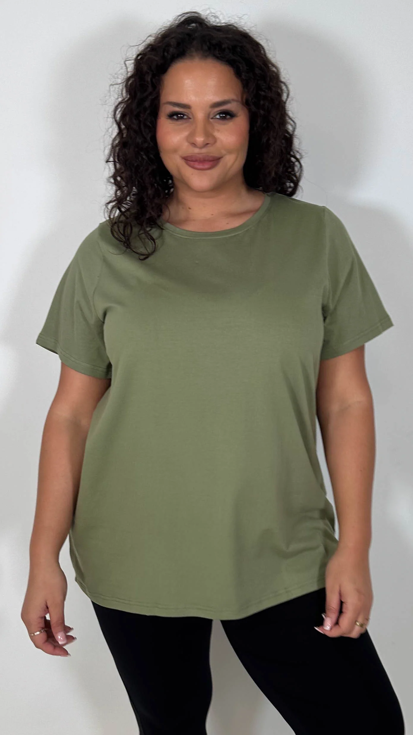 CurveWow Basic T-Shirt Khaki - Image 7