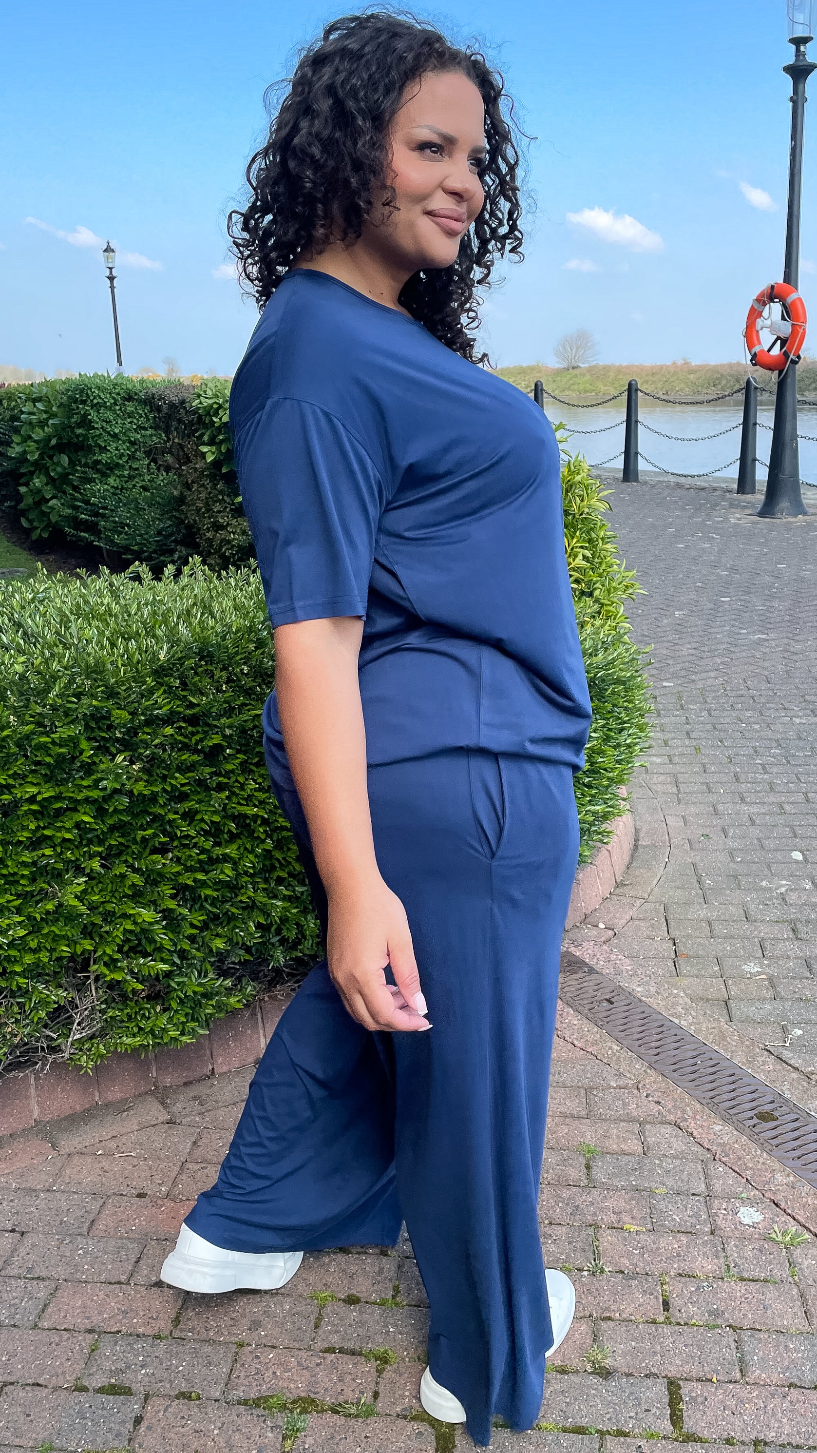 CurveWow Batwing Top and Trousers Set Navy - Image 3