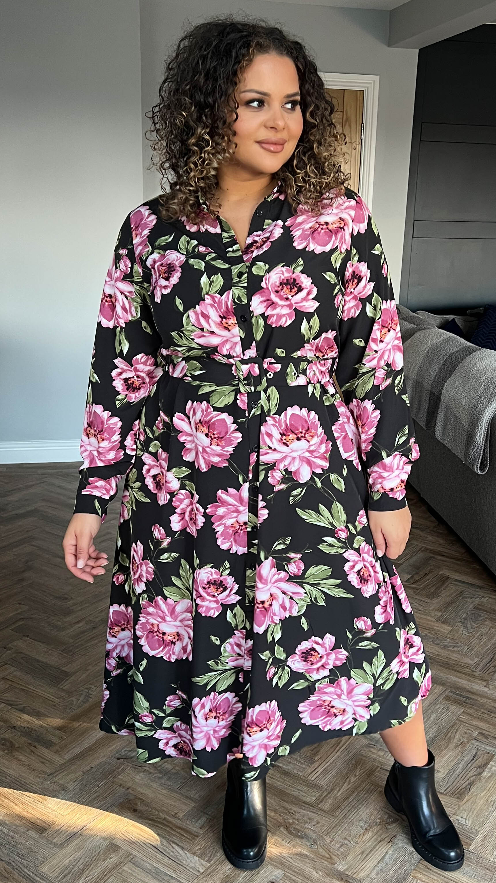 CurveWow Belted Shirt Dress Black Floral - Image 4