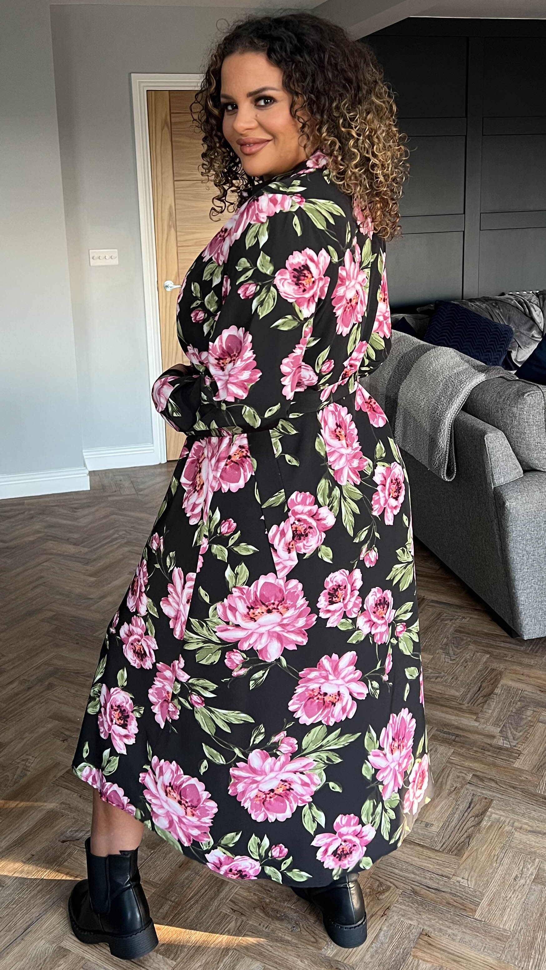 CurveWow Belted Shirt Dress Black Floral - Image 8