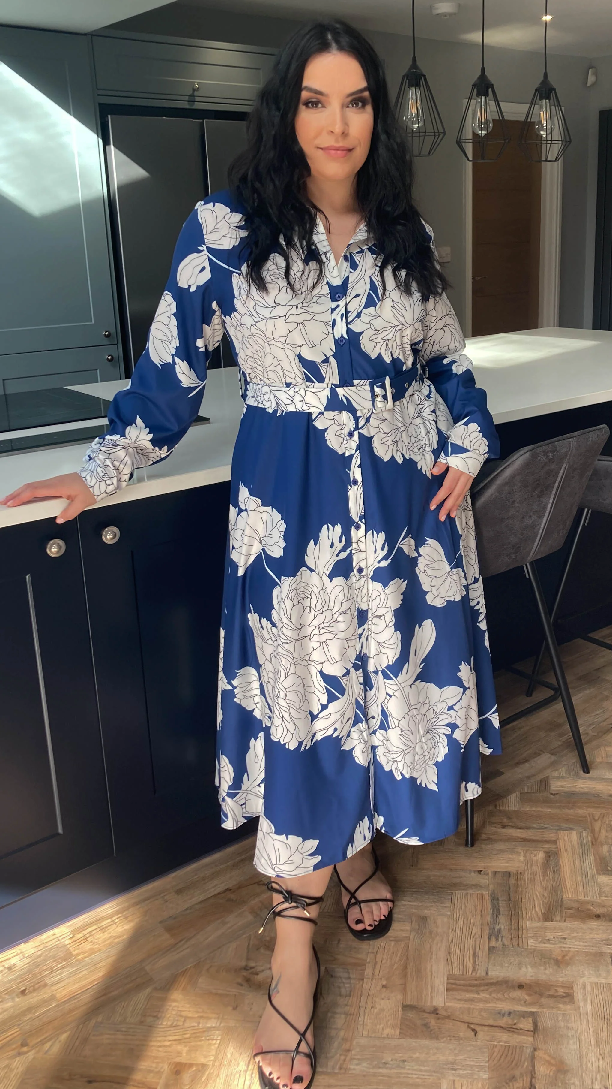 CurveWow Belted Shirt Dress Navy Floral - Image 3