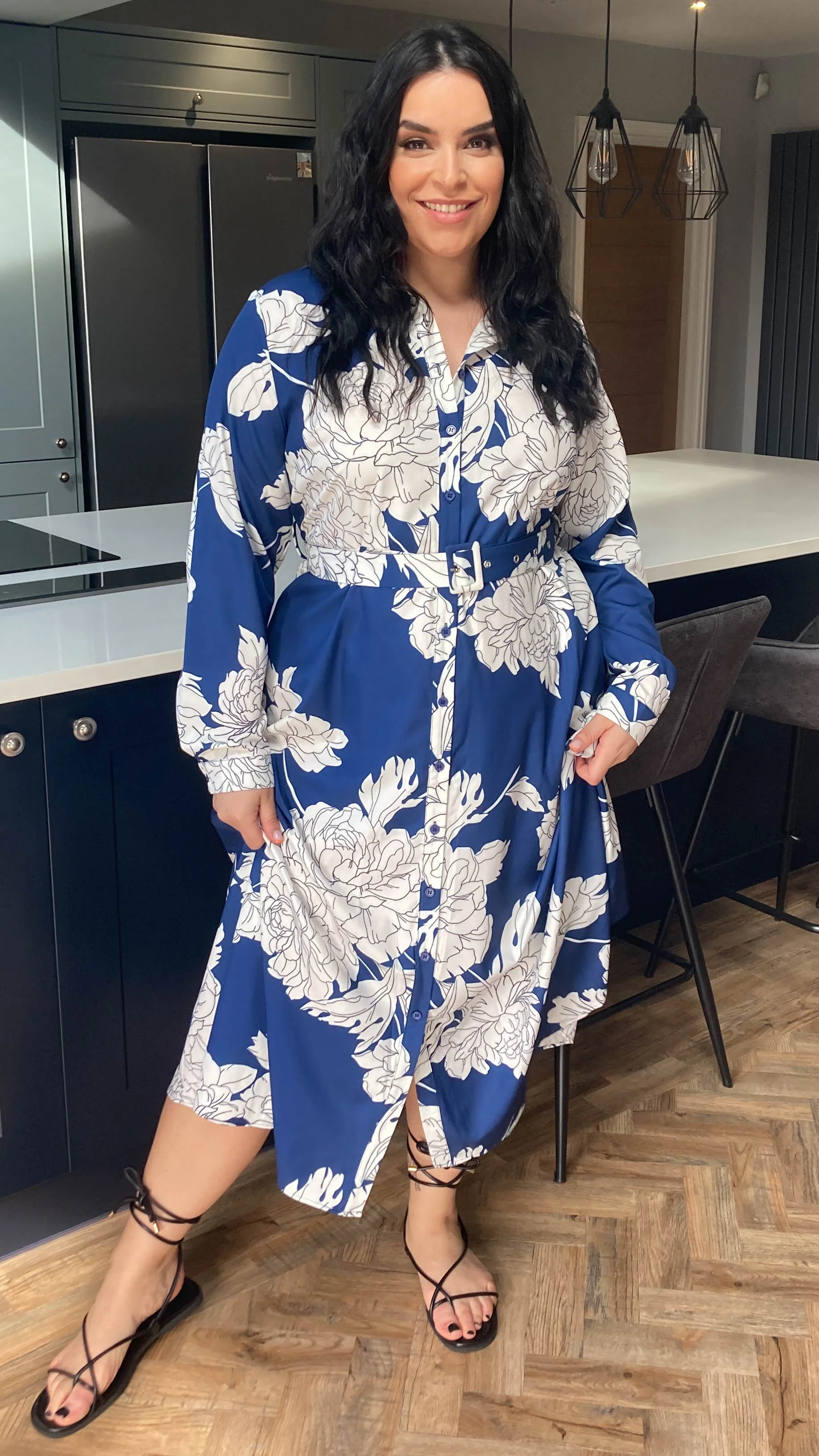 CurveWow Belted Shirt Dress Navy Floral - Image 4