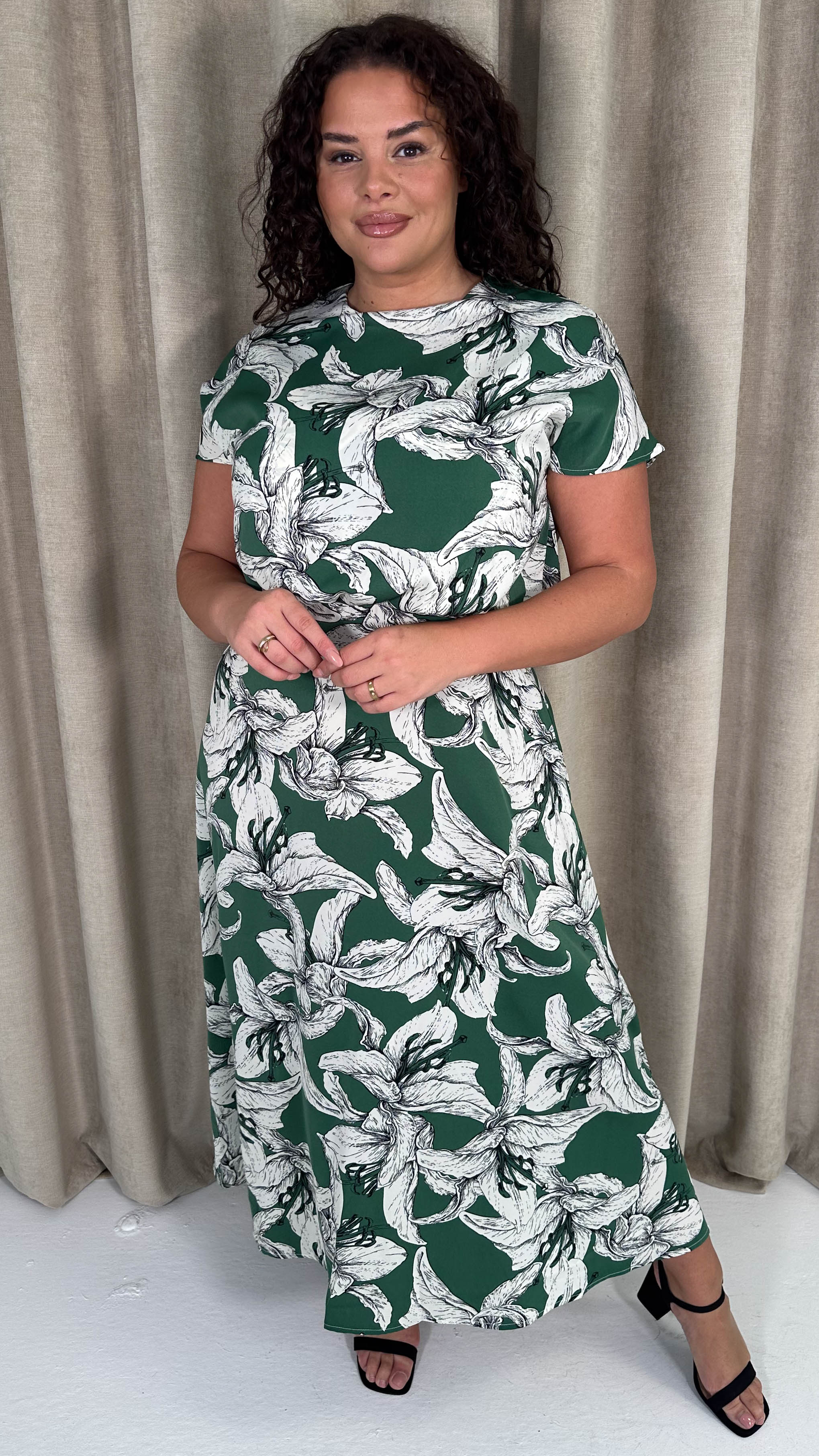 CurveWow Blouson Top Midaxi Dress Green Lily - Image 6