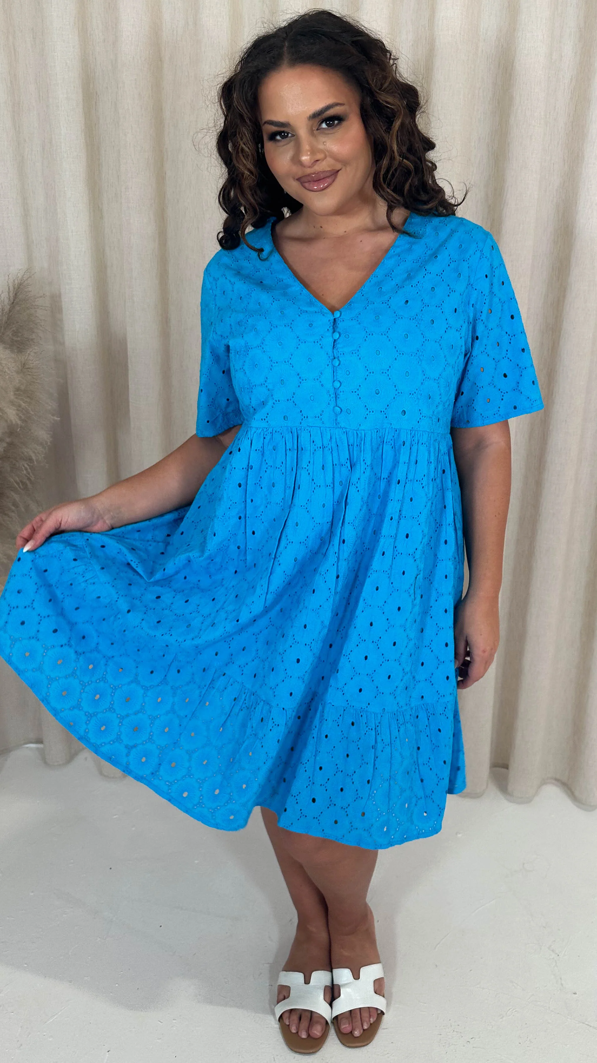 CurveWow Broderie Tea Dress Blue - Image 2