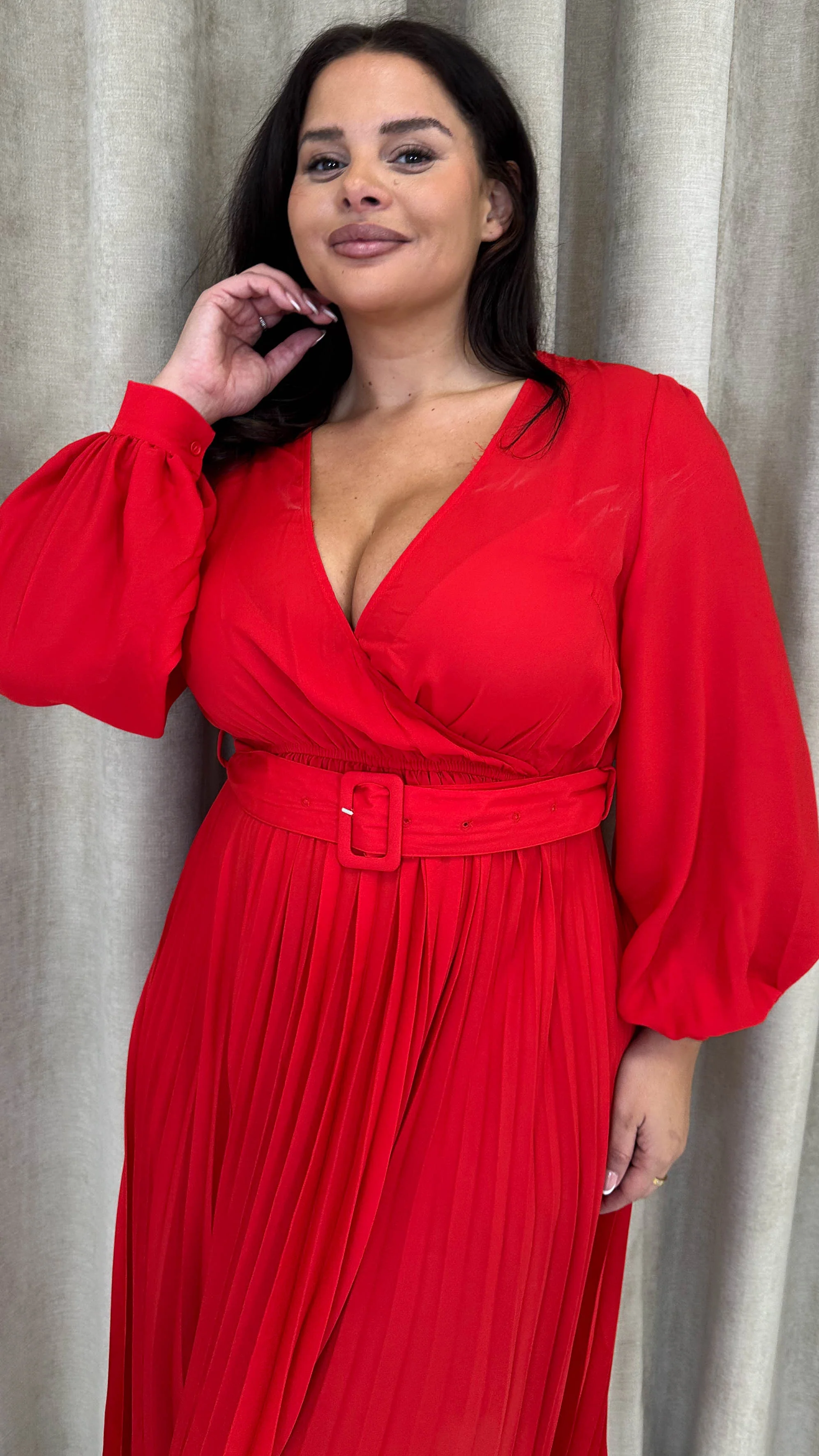 CurveWow Buckle Belt Pleated Midi Dress Red - Image 4