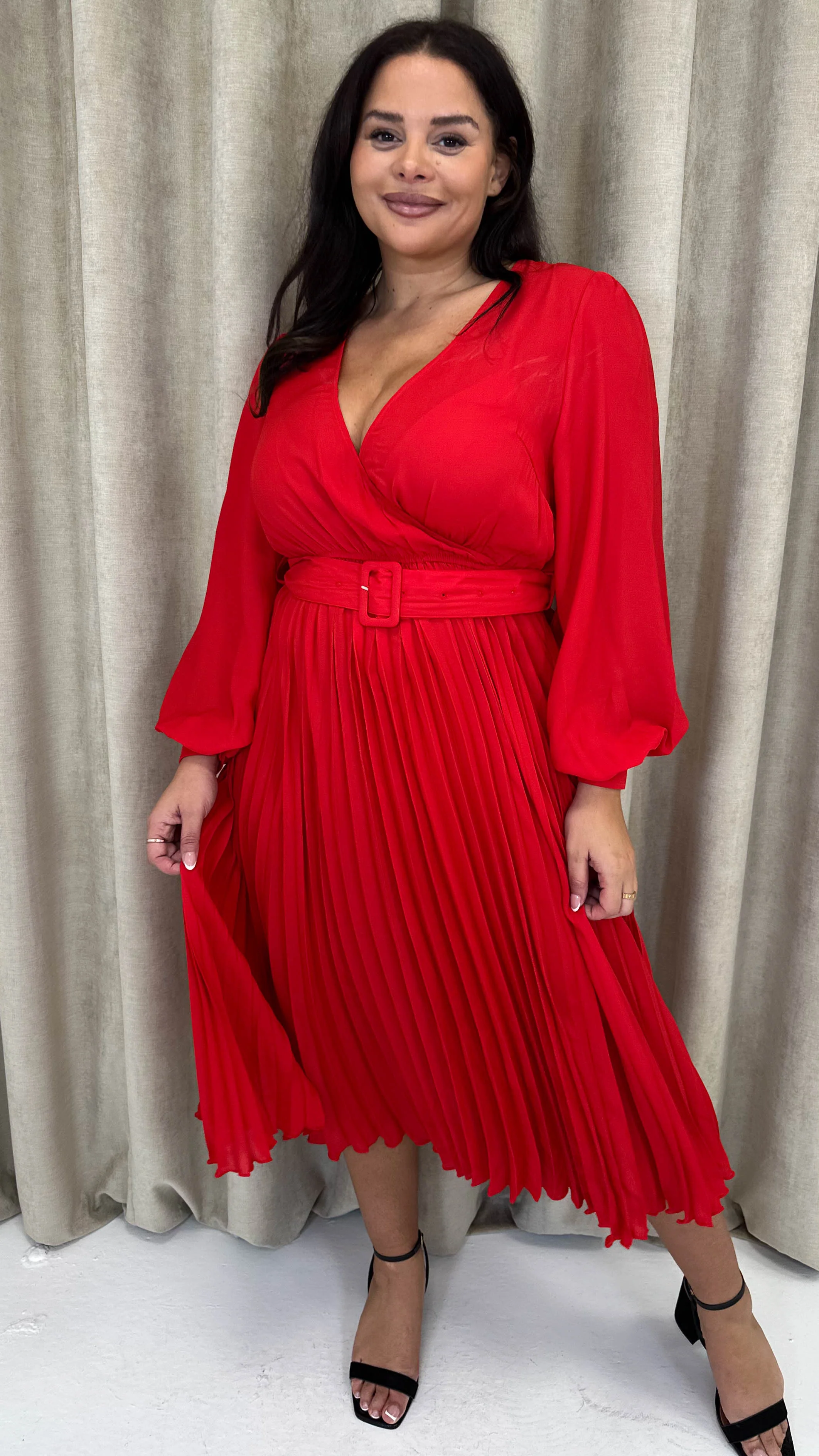 CurveWow Buckle Belt Pleated Midi Dress Red - Image 7