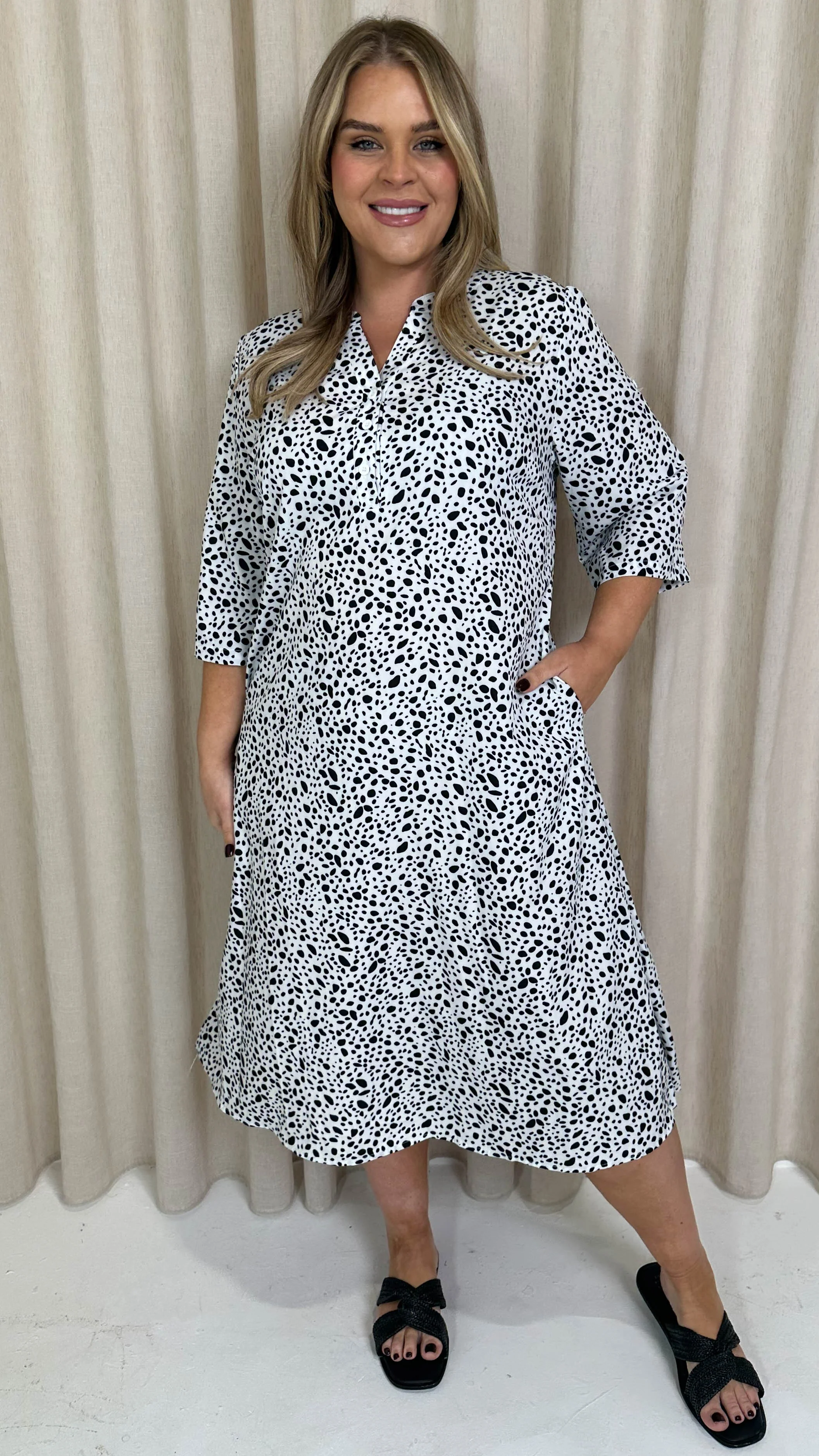 CurveWow Button Front Midi Shift Dress Mono Spot