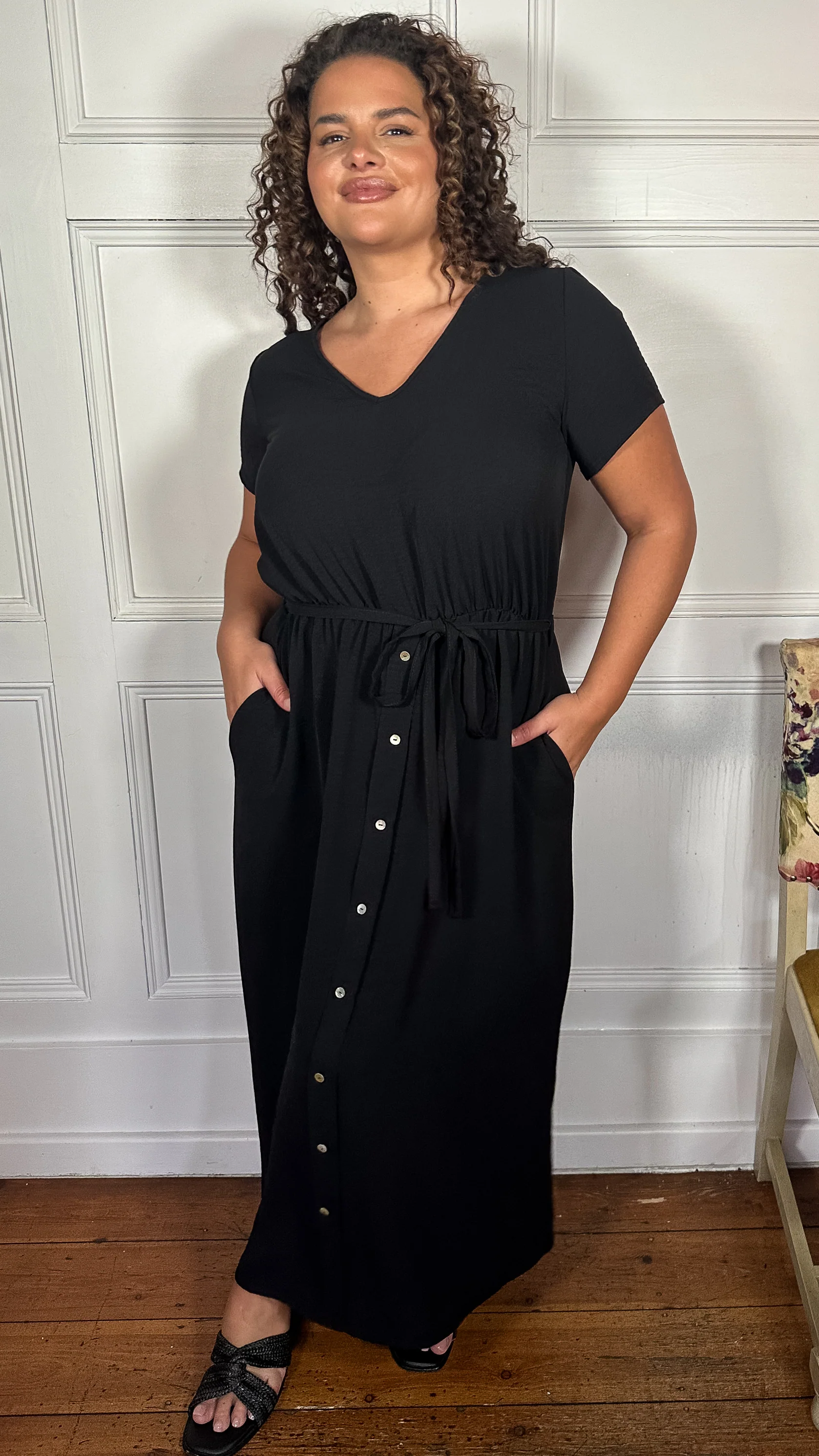 CurveWow Button Front Ocean Crepe Maxi Dress Black - Image 3