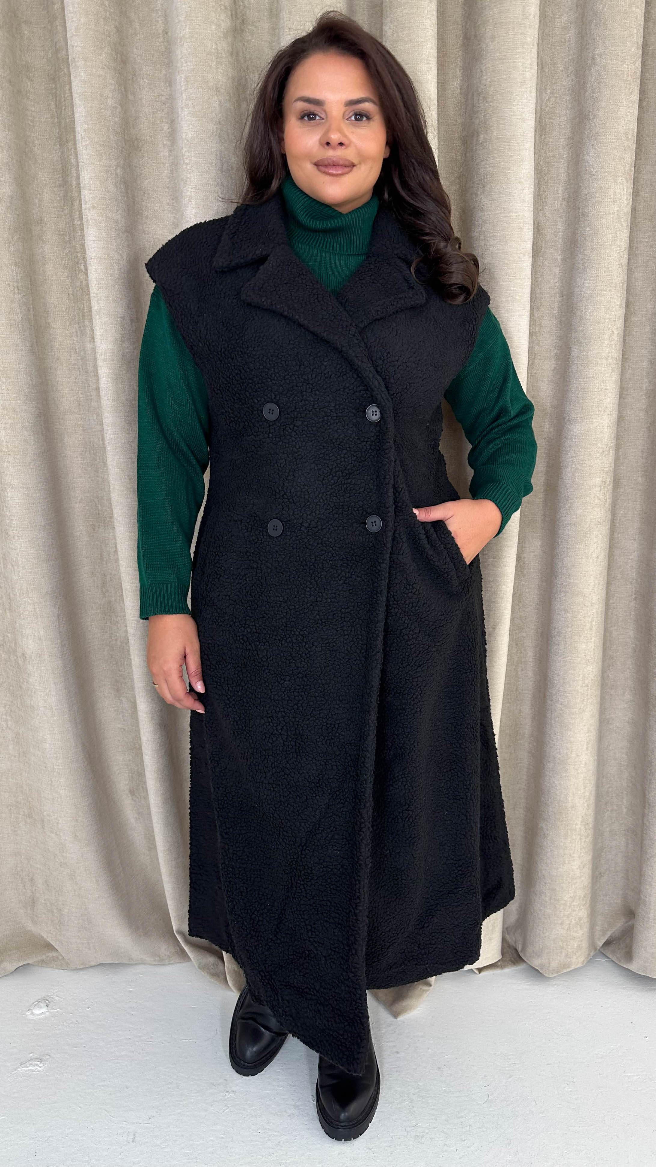 CurveWow Button Front Teddy Gilet Black - Image 5