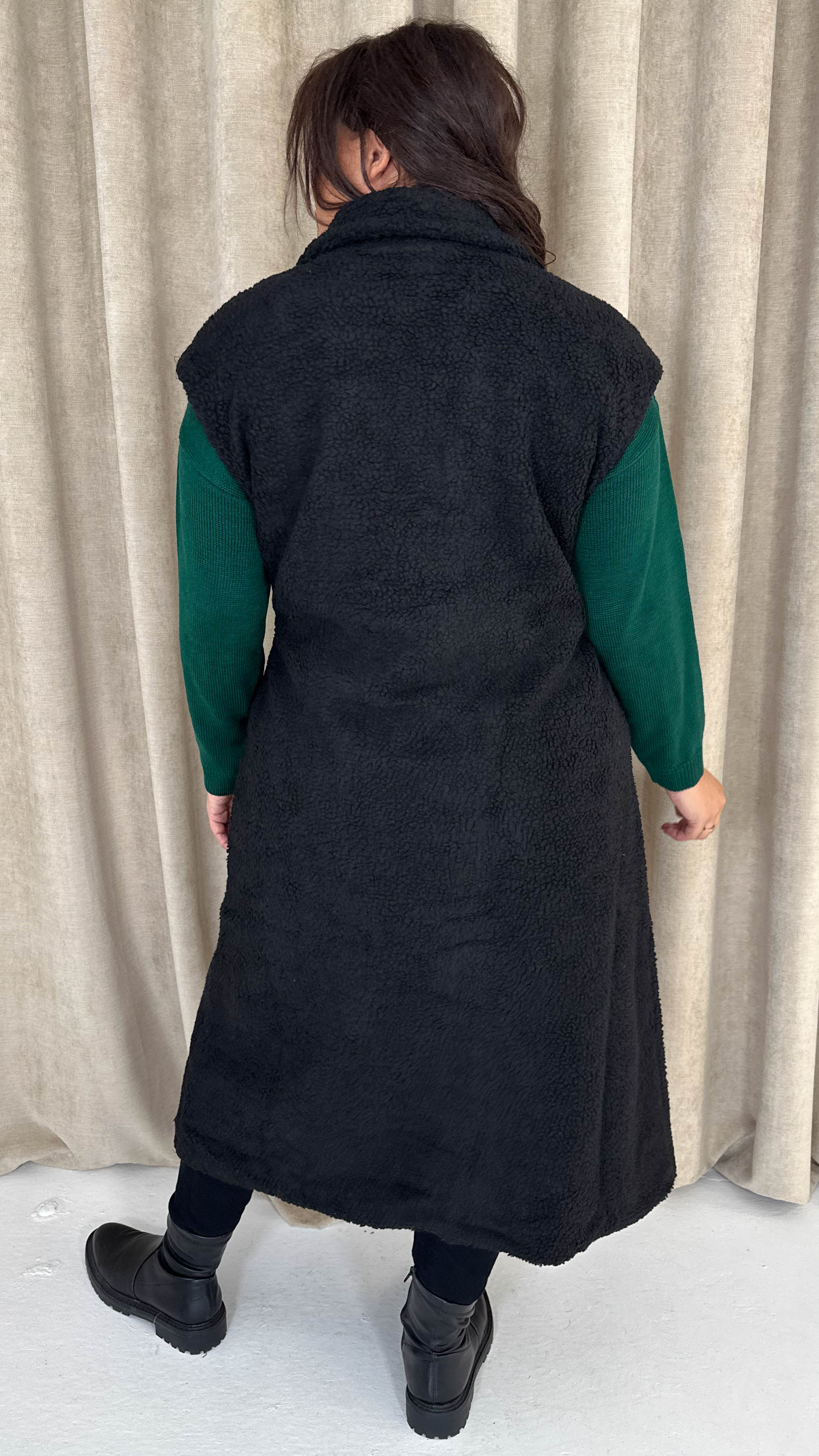 CurveWow Button Front Teddy Gilet Black - Image 6