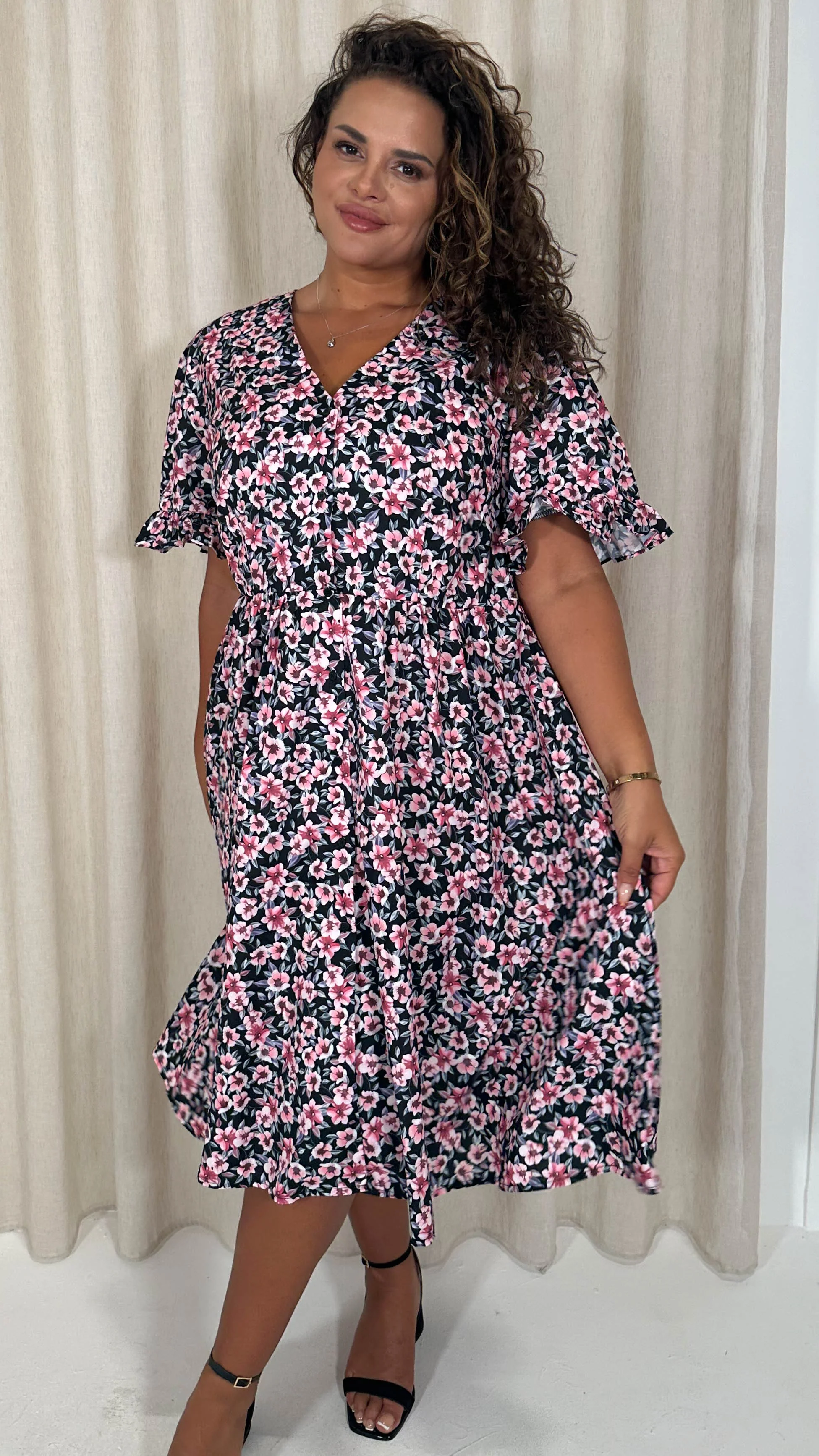 CurveWow Button Through Dress Black Pink Ditsy Floral - Image 5