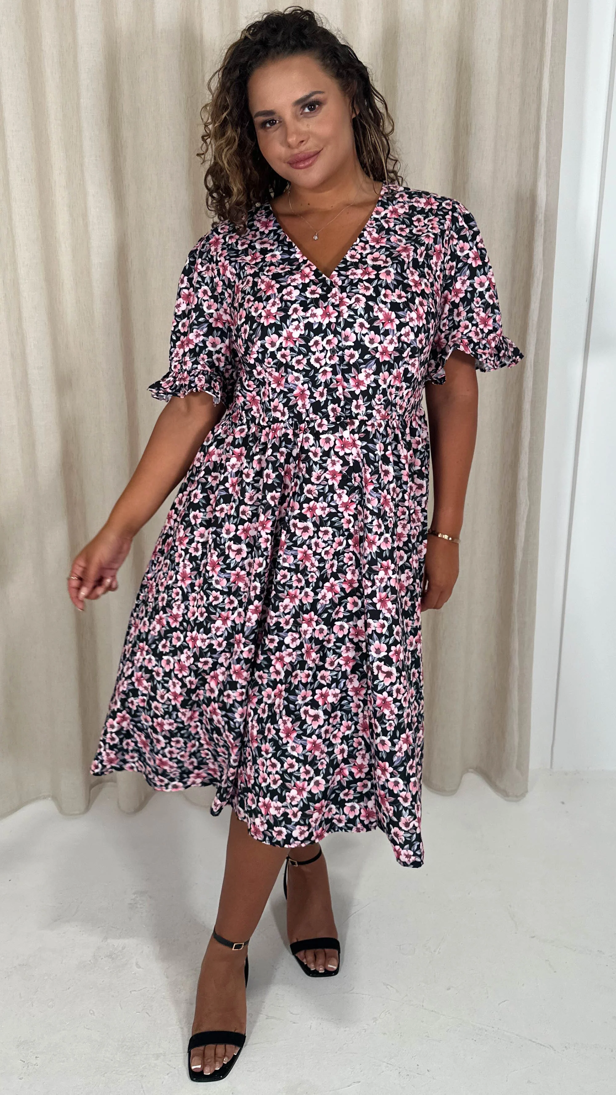 CurveWow Button Through Dress Black Pink Ditsy Floral - Image 6