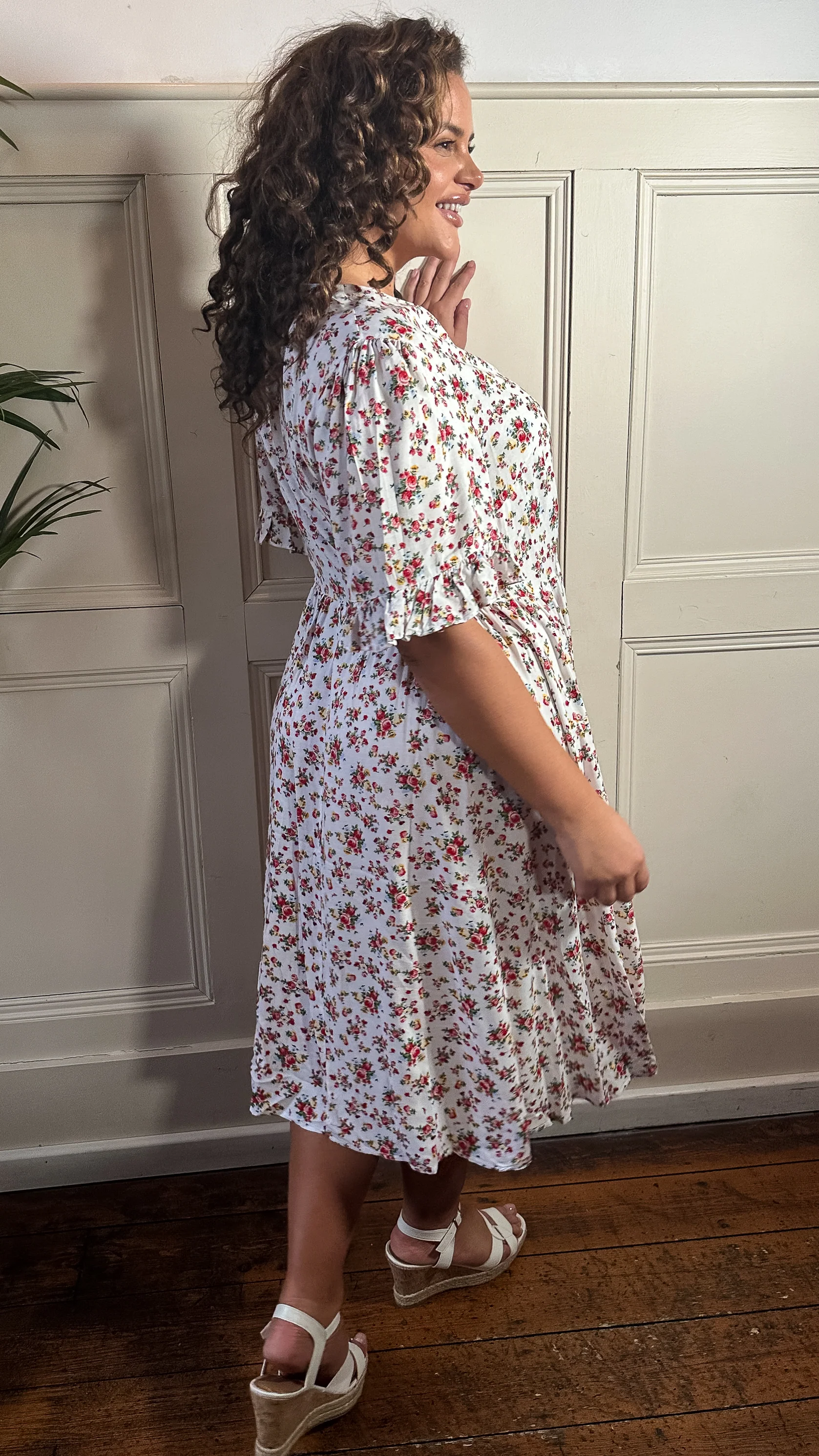 CurveWow Button Through Dress White Floral - Image 10