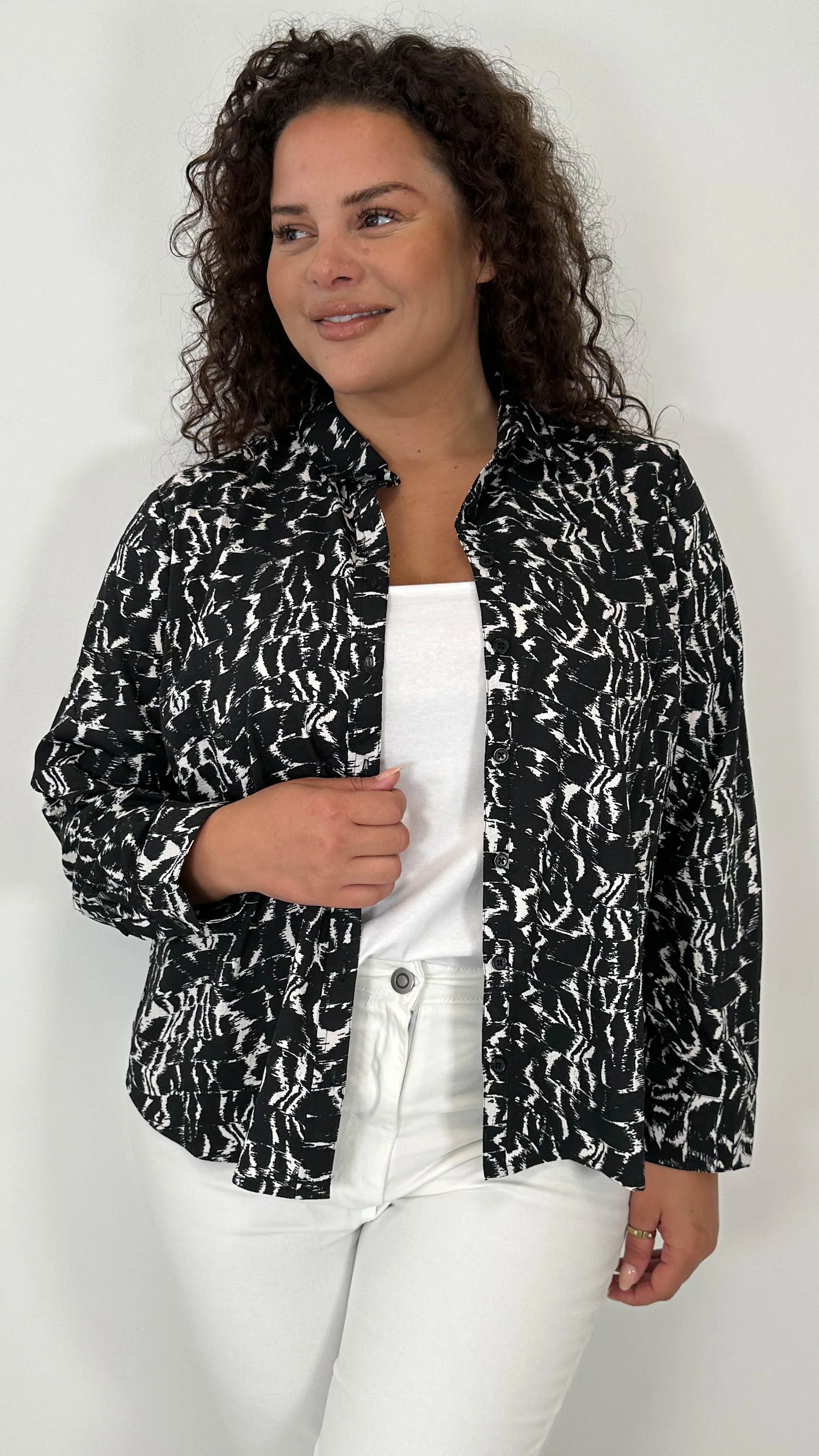 CurveWow Mono Print Long Sleeve Shirt - Image 5