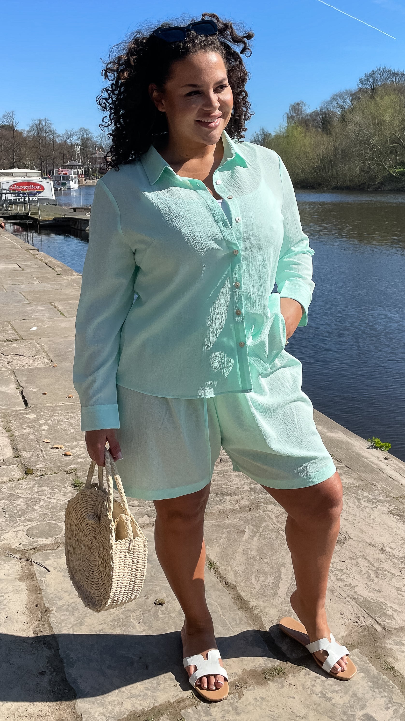 CurveWow Button Through Shirt Green - Image 4