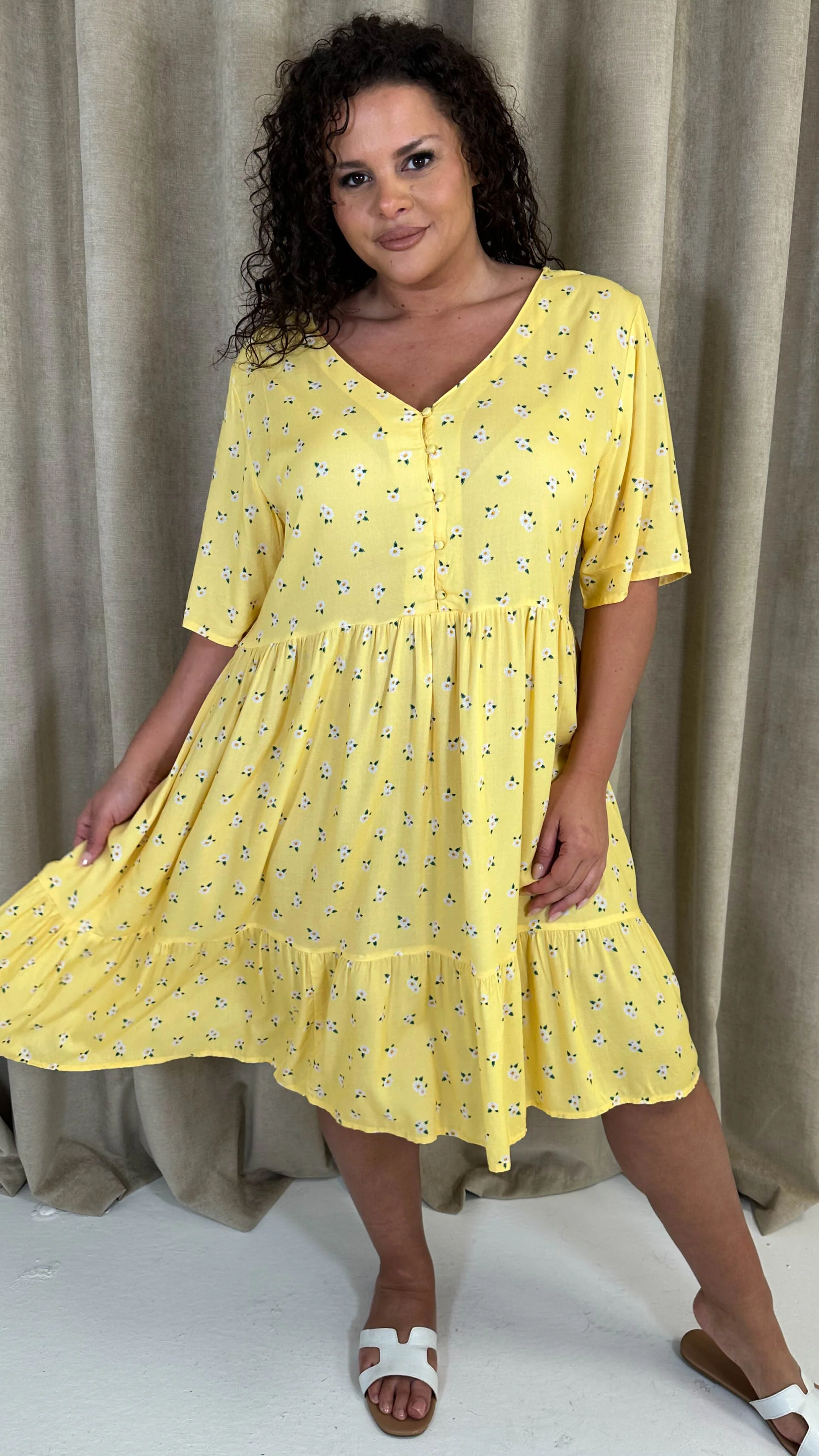 CurveWow Button Front Tea Dress Yellow Floral - Image 3