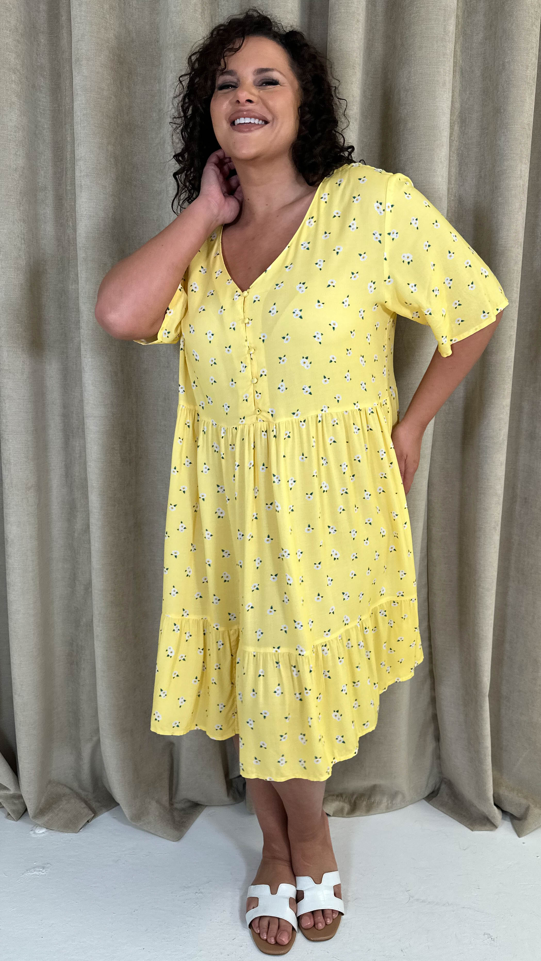 CurveWow Button Front Tea Dress Yellow Floral - Image 4