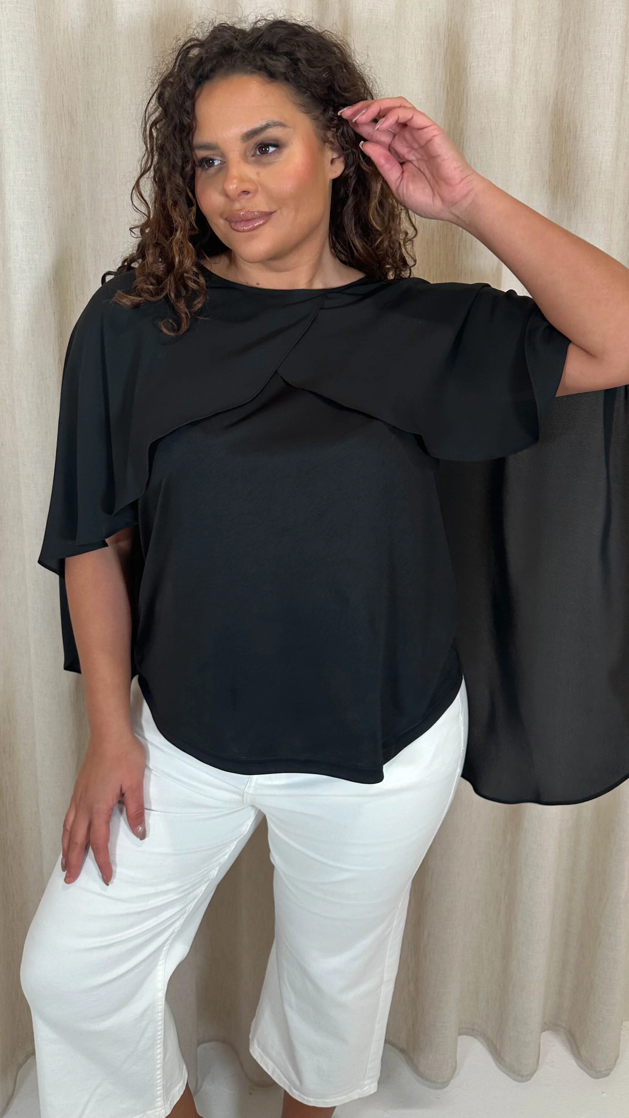 CurveWow Cape Top Black - Image 2