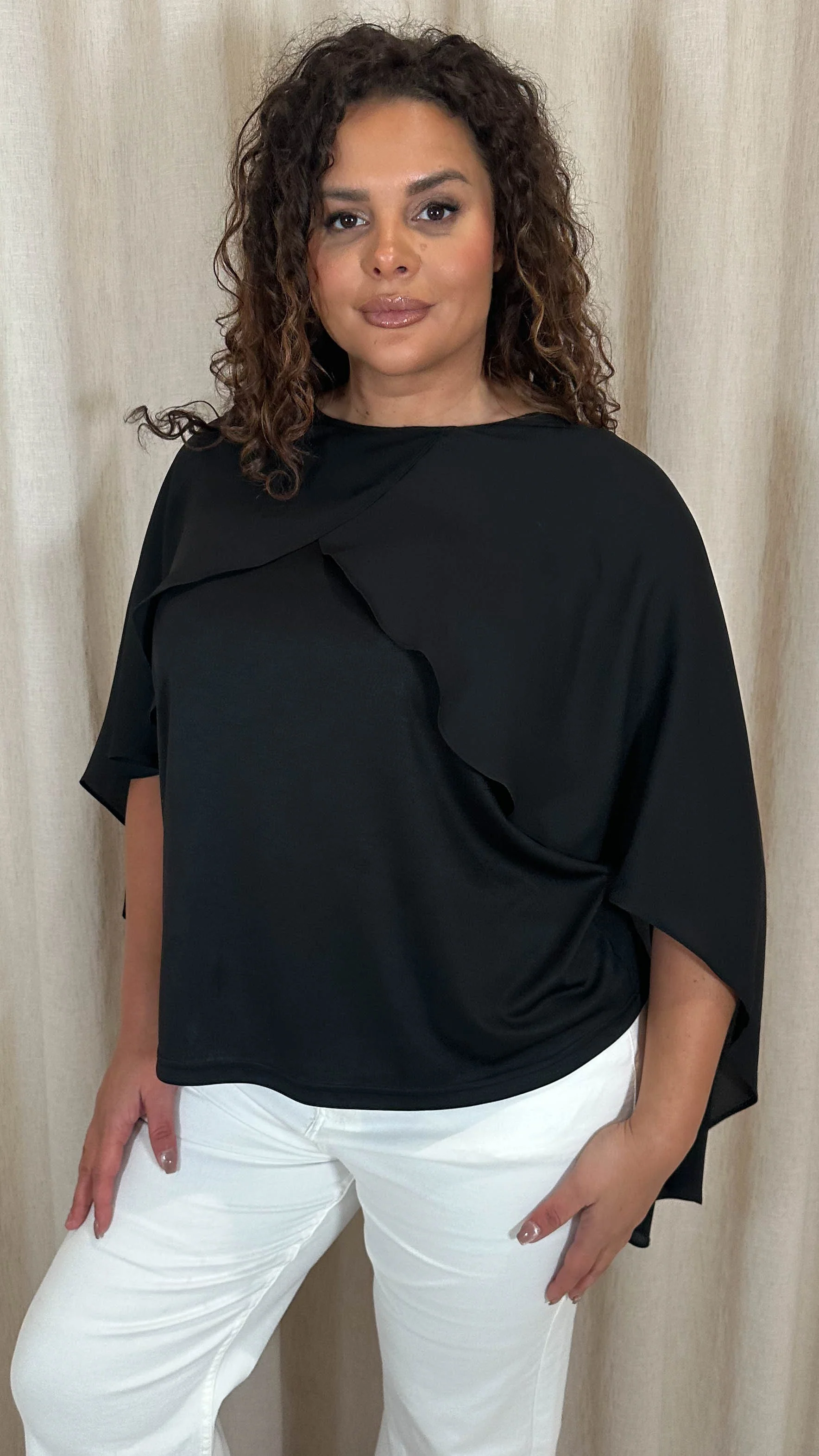 CurveWow Cape Top Black - Image 6