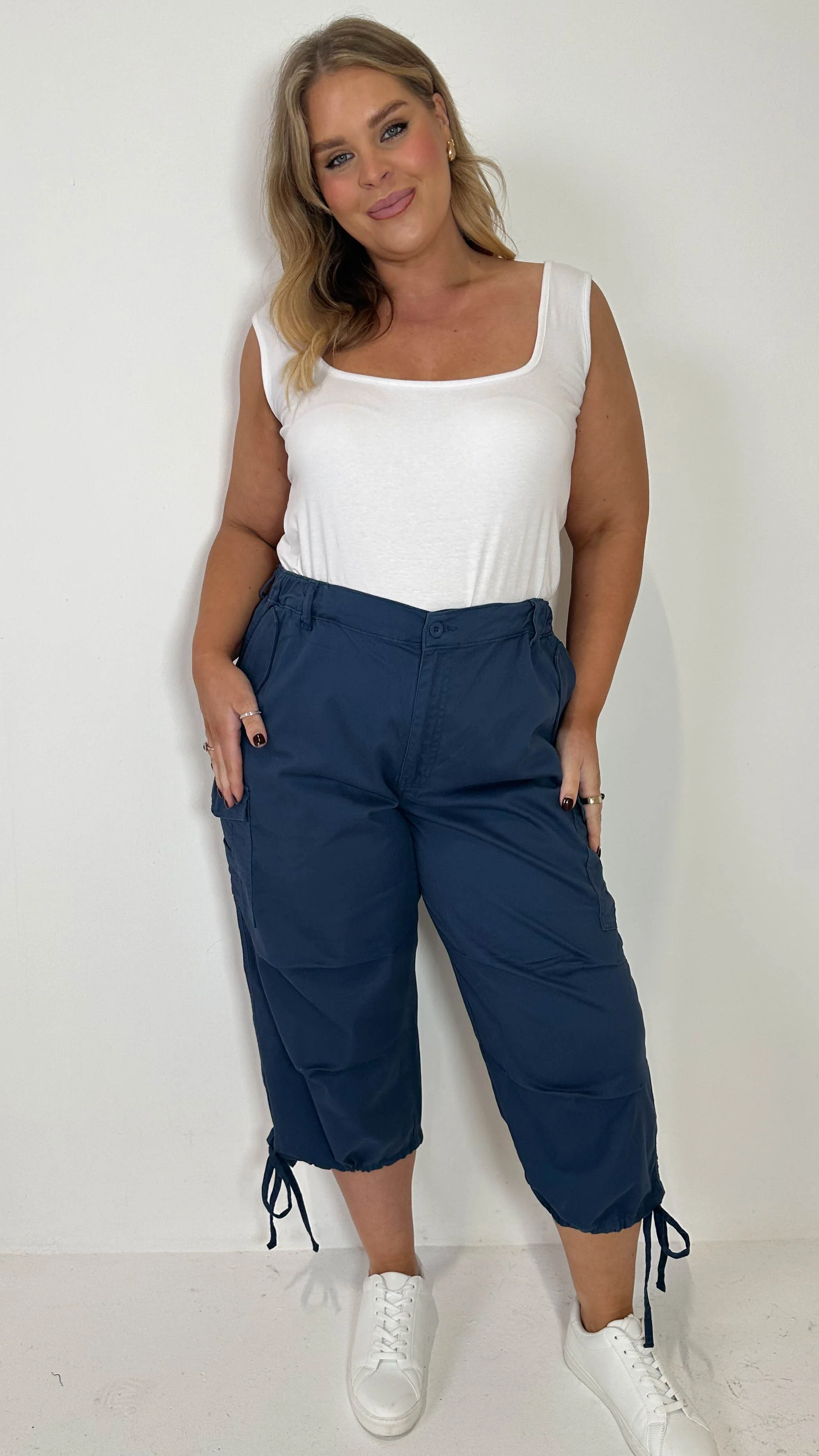 CurveWow Cargo 3/4 Drawcord Trousers Blue - Image 4