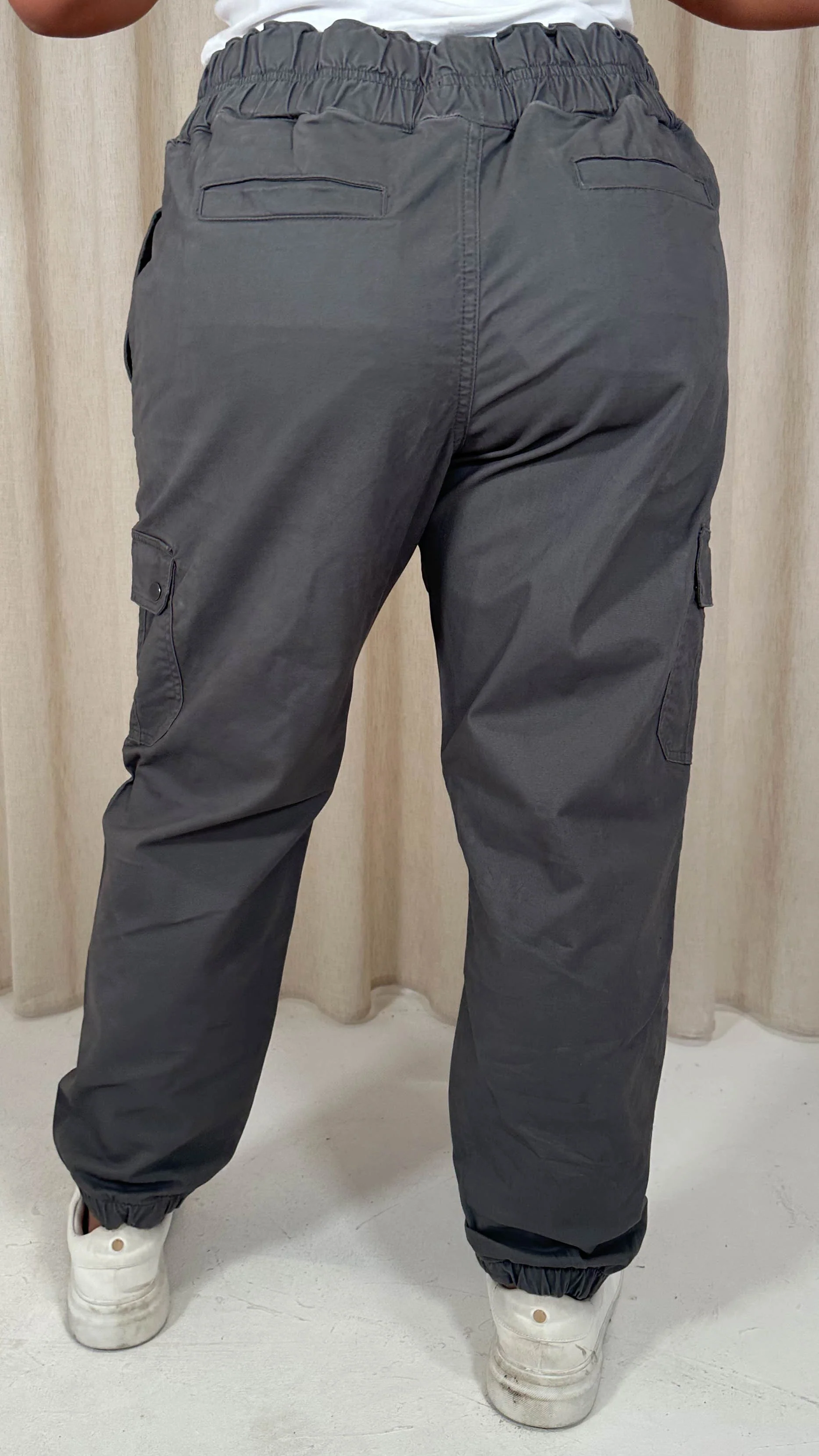 CurveWow Cargo Trouser Charcoal - Image 6