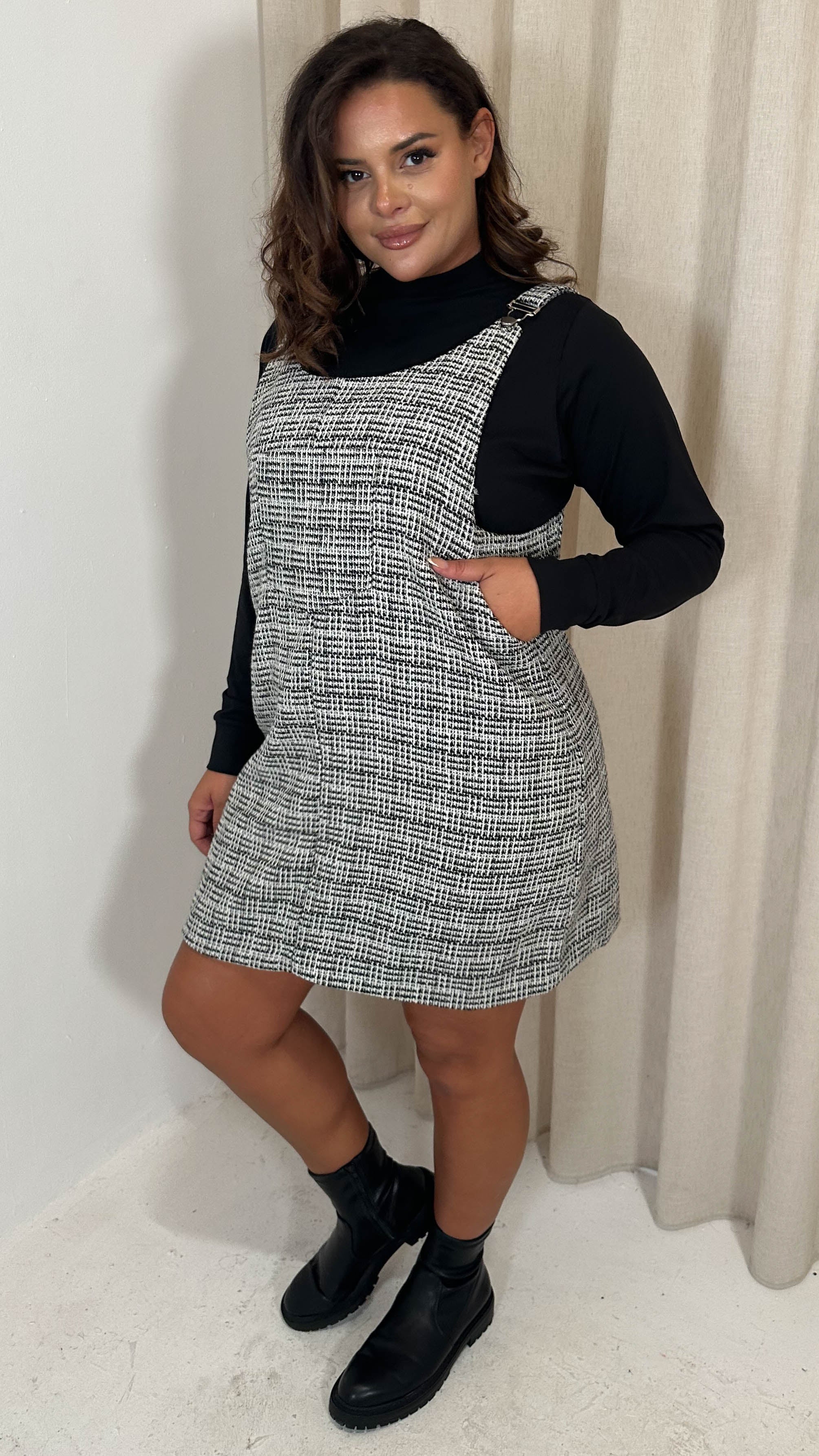 CurveWow Check Pinafore Dress Black & White - Image 5