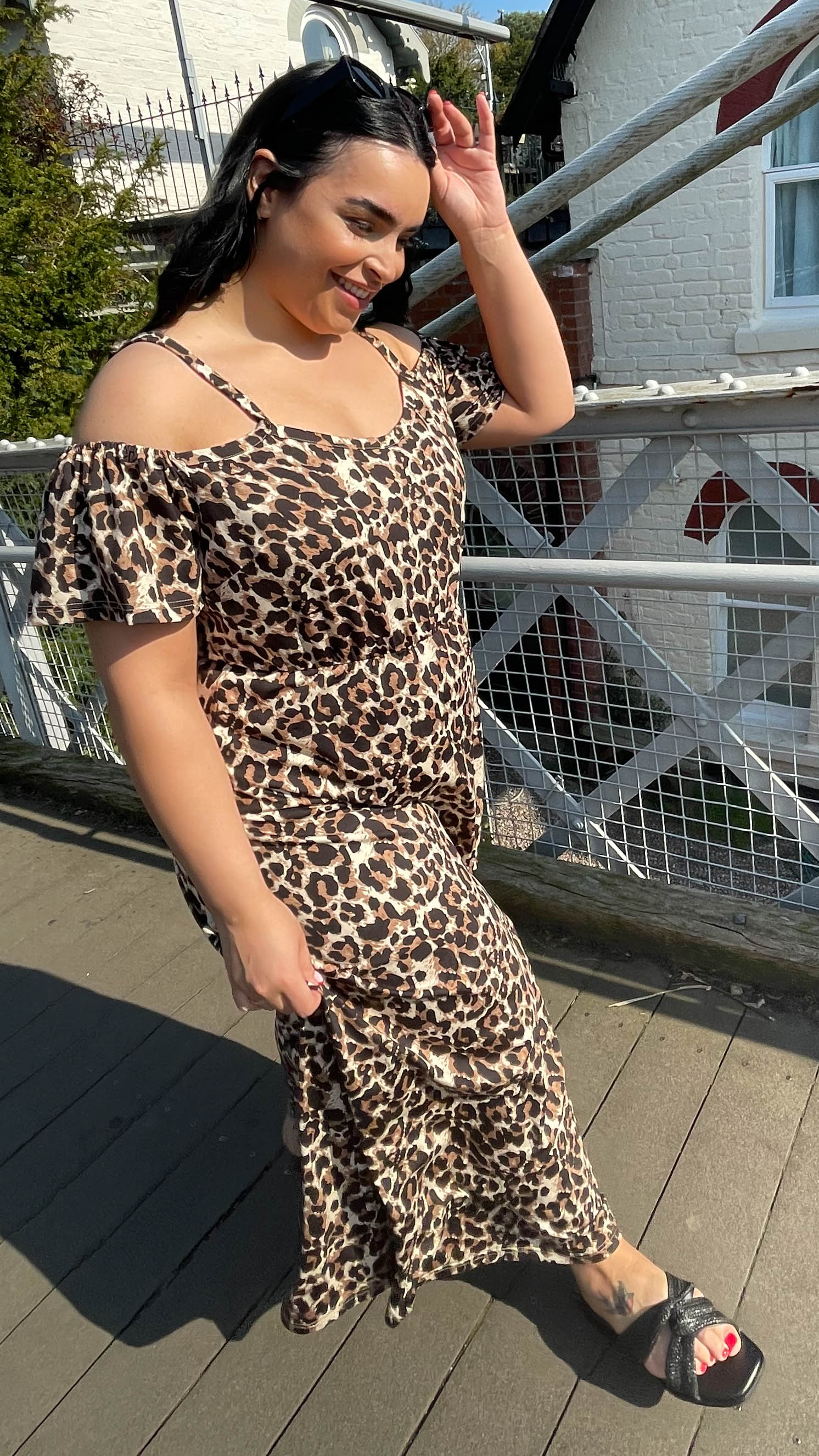 CurveWow Cold Shoulder Maxi Dress Leopard - Image 2