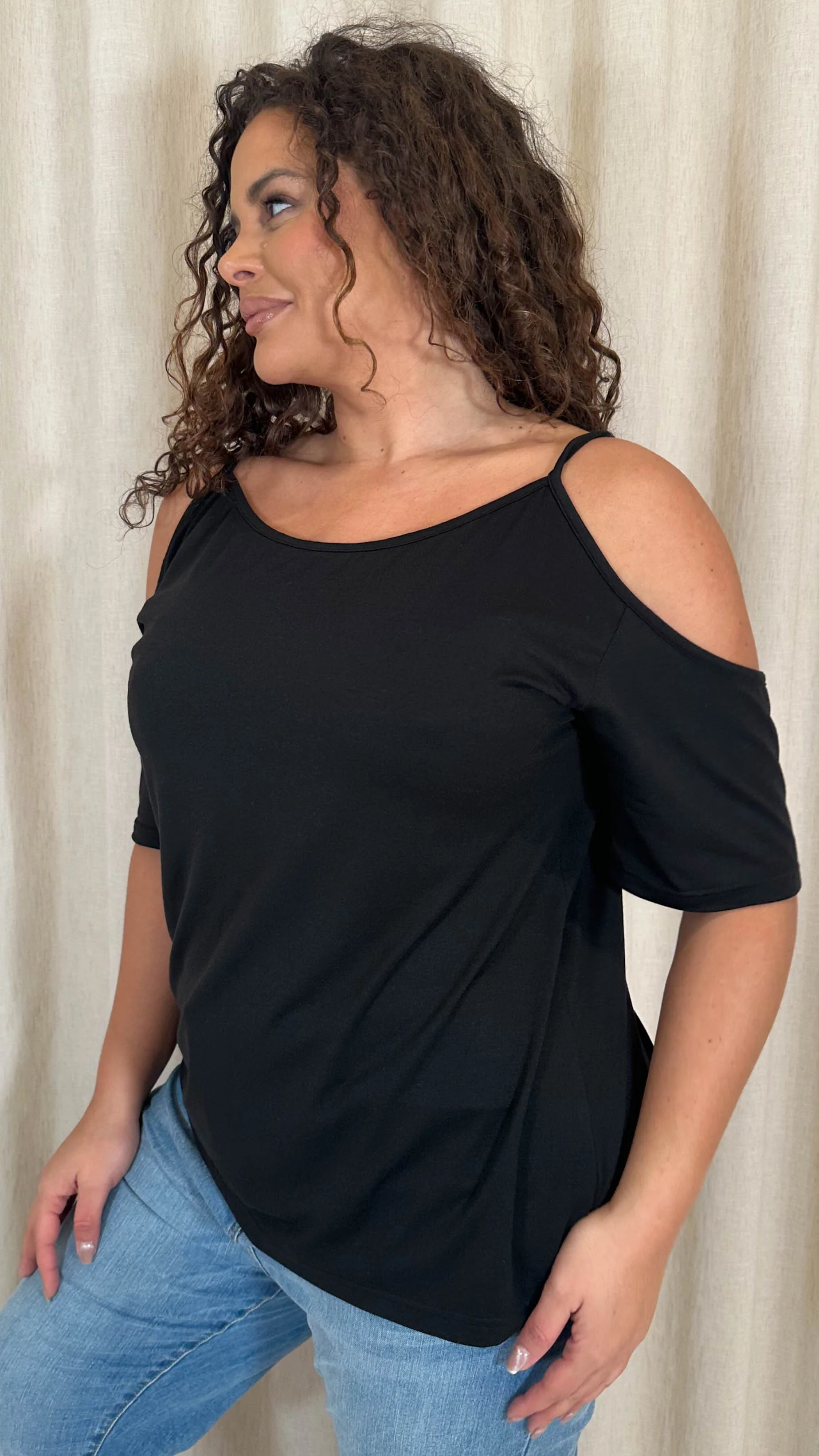 CurveWow Cold Shoulder Top Black - Image 8